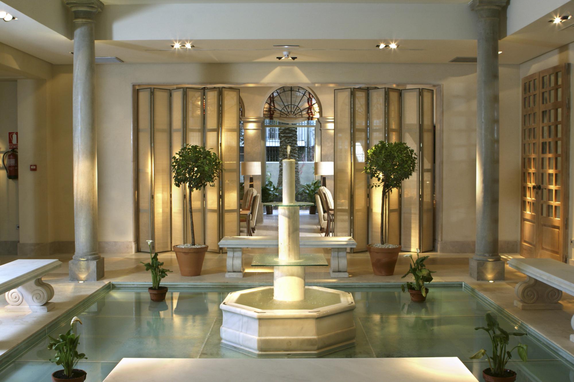 villa oniria restaurant