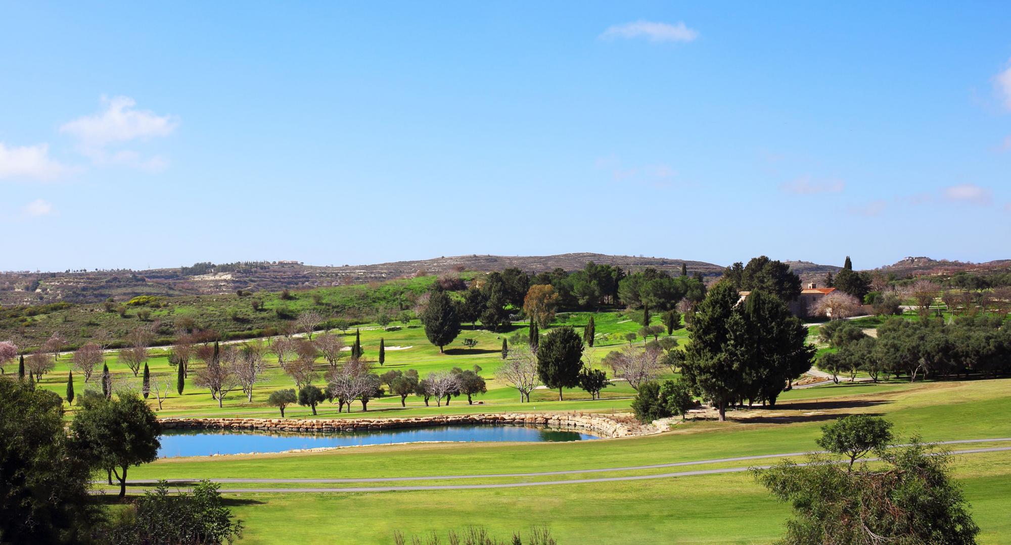 minthis hotel cyprus ligging