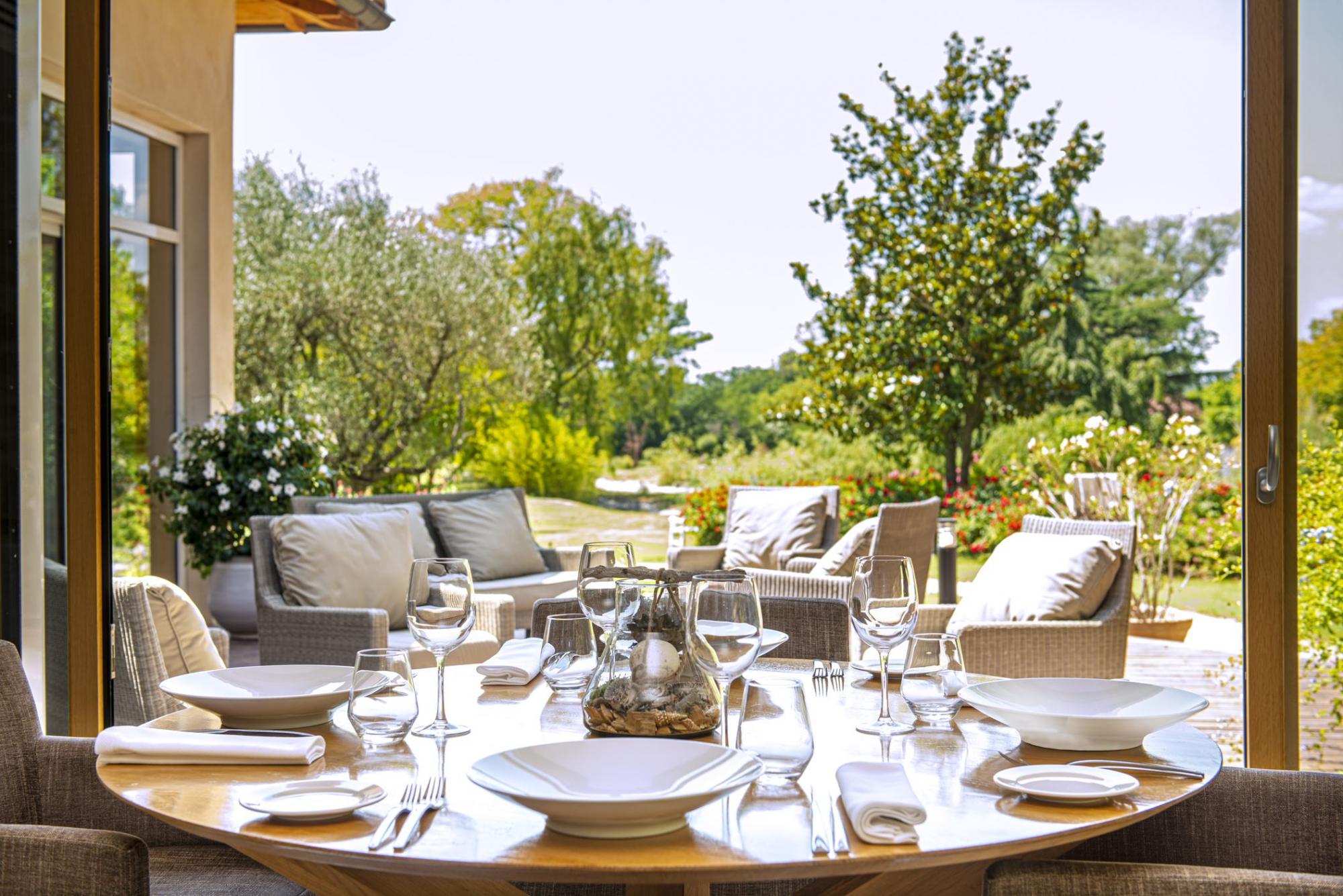 chateau de massillan restaurant