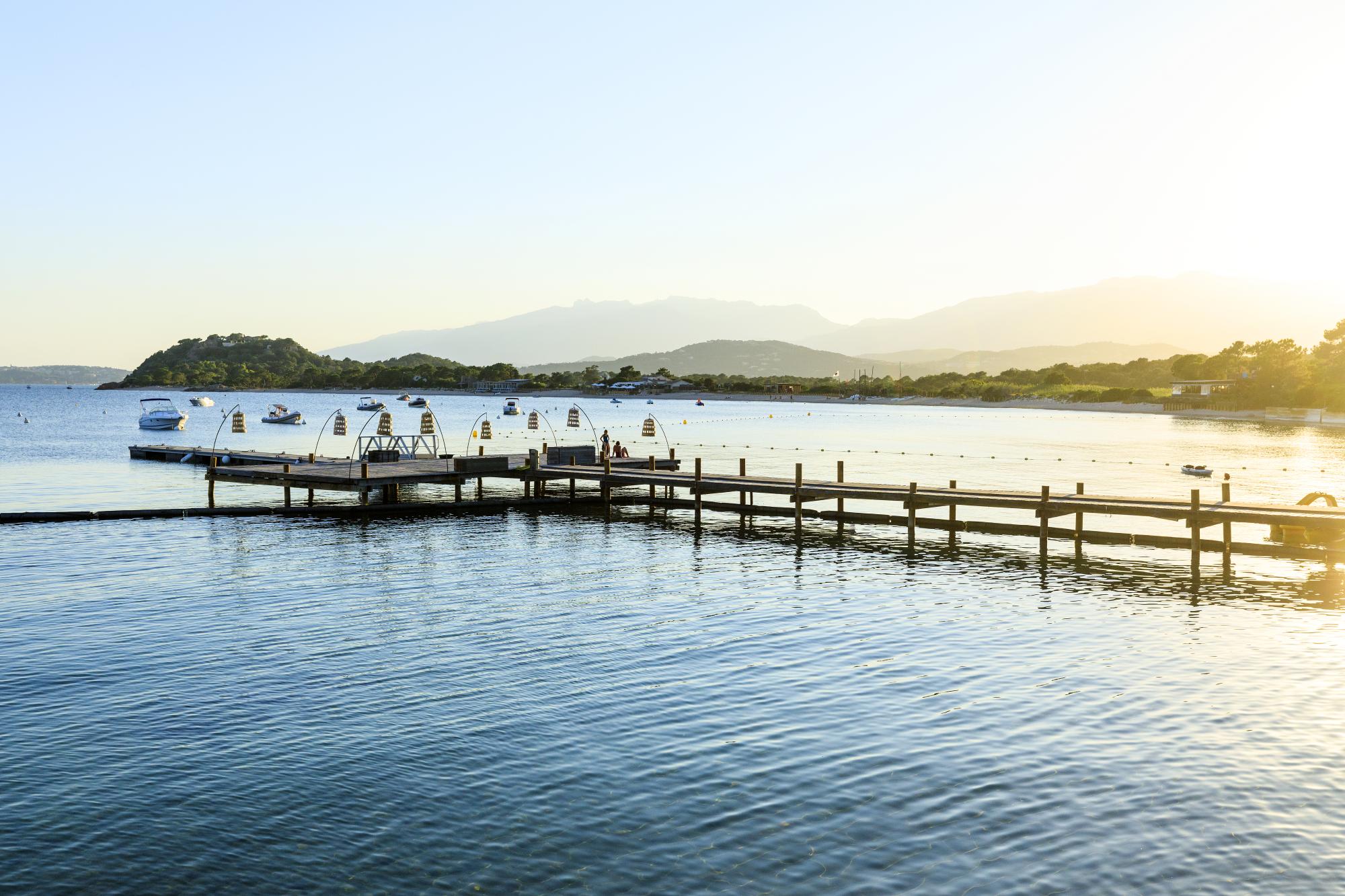 grand hotel de cala rossa ligging