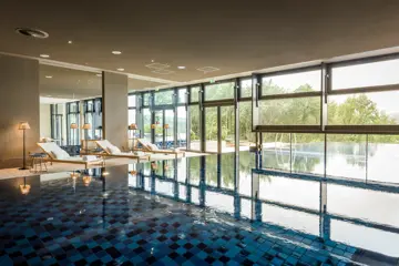 10 indoor pool seezeitlodge