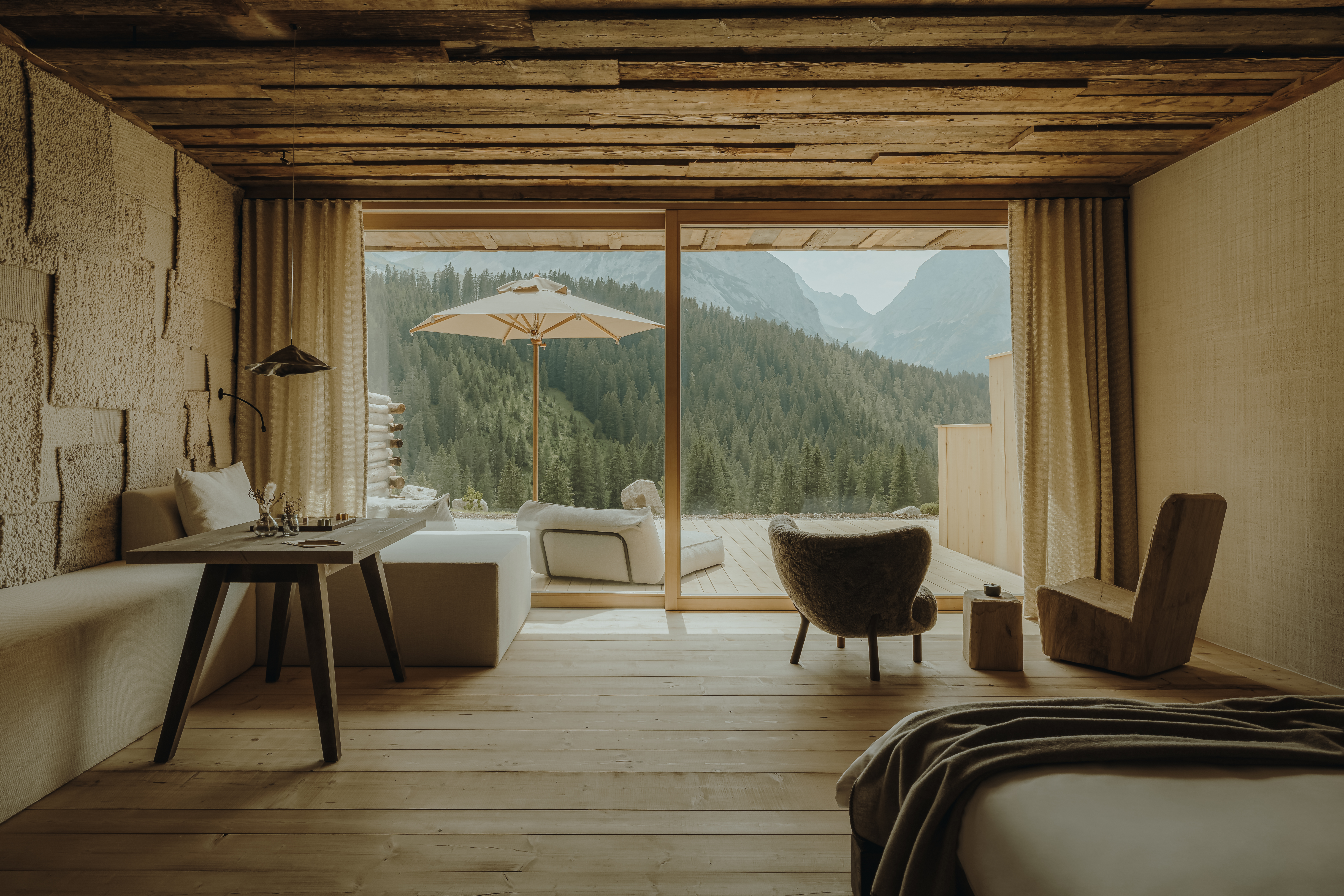 alexmoling eriro rooms 43