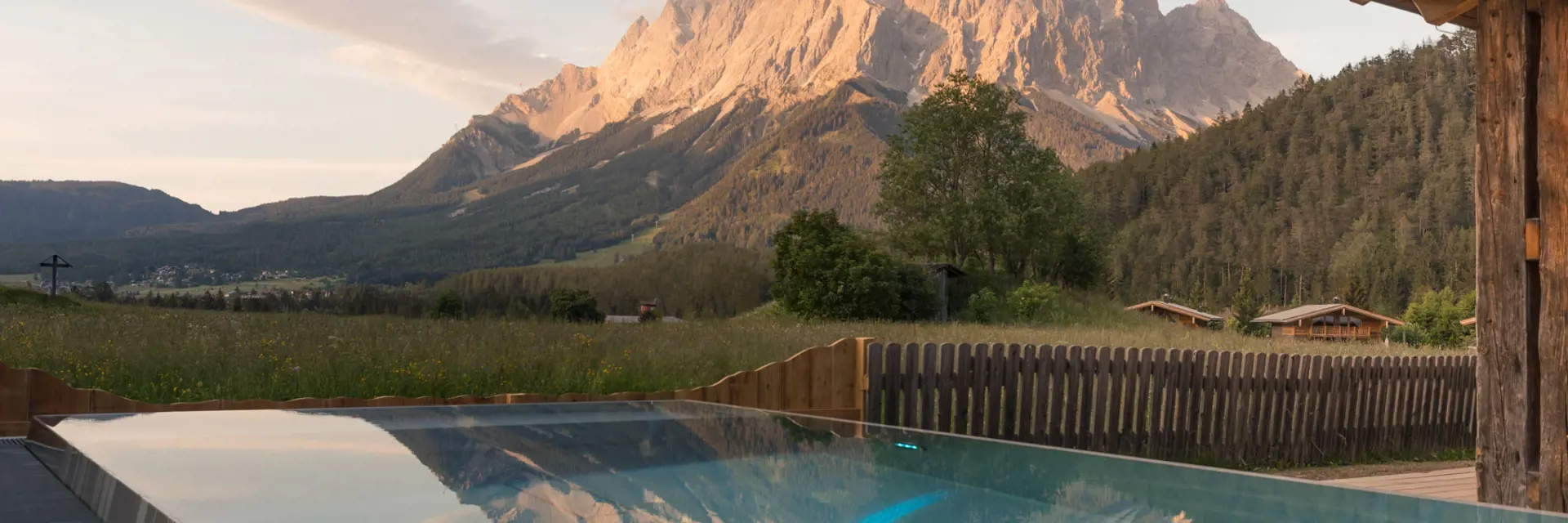 villa mit pool berge laposch