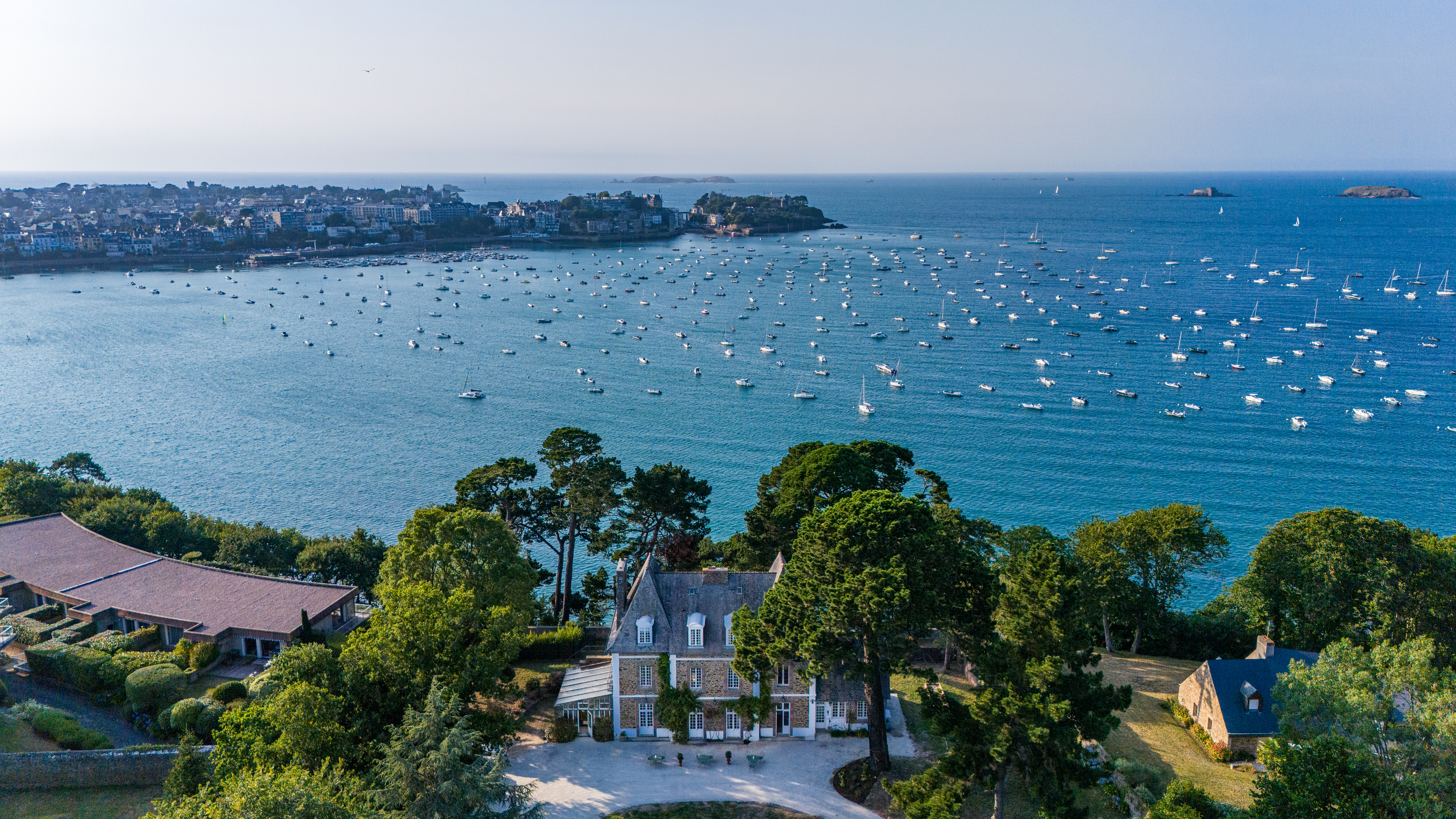 20 uitzicht zee villa haute guais