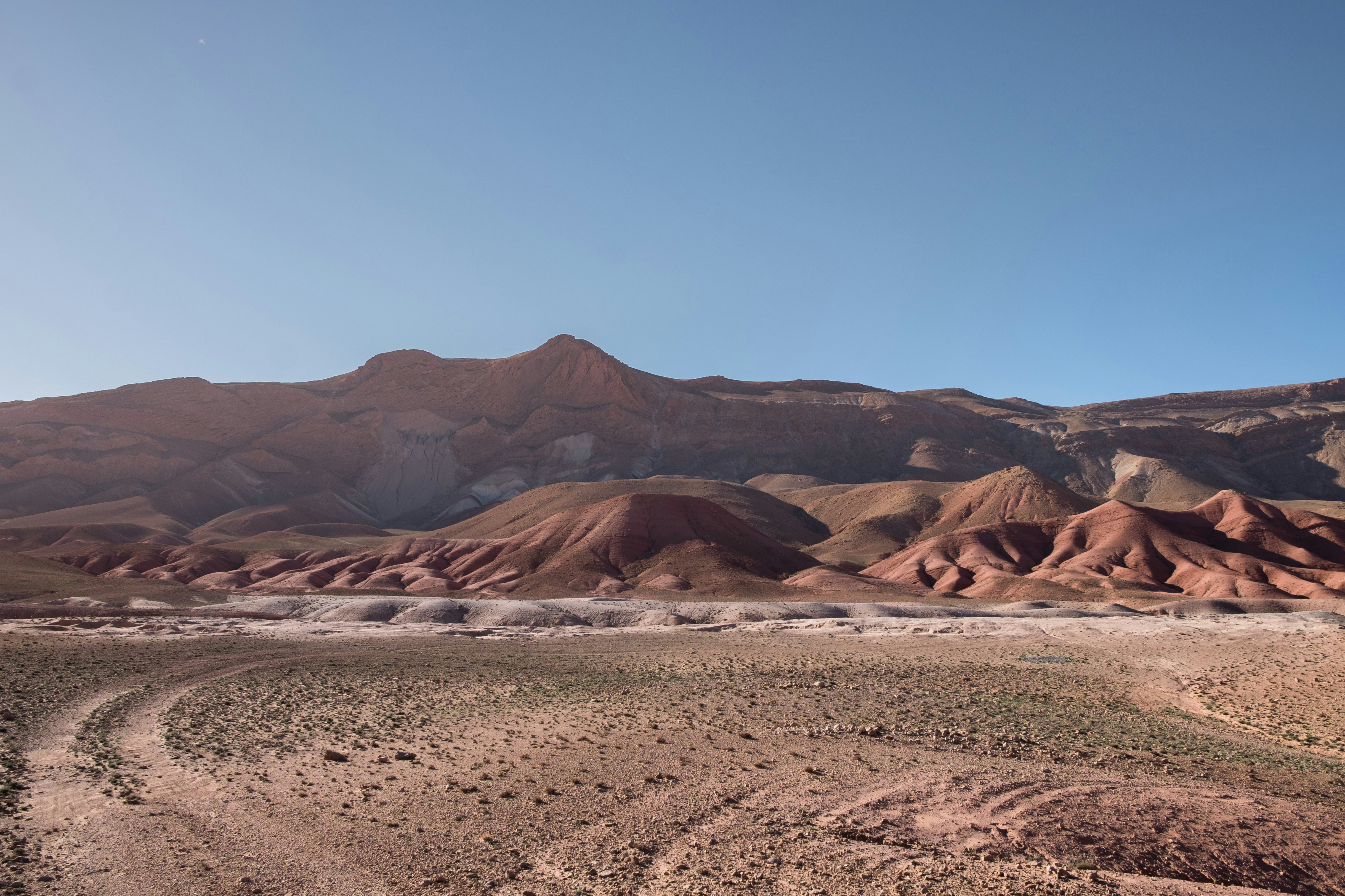 dades