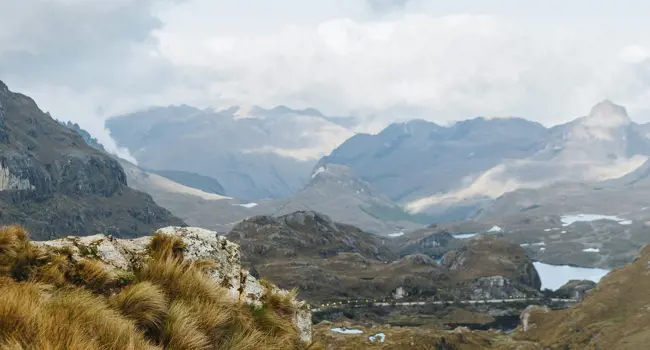 Ecuador: the volcanic route and the Galapagos Islands