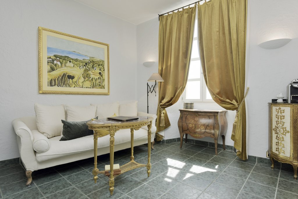 junior suite detail