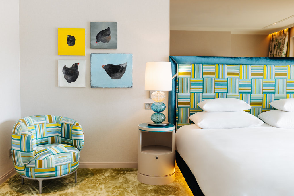 park suite deluxe bed