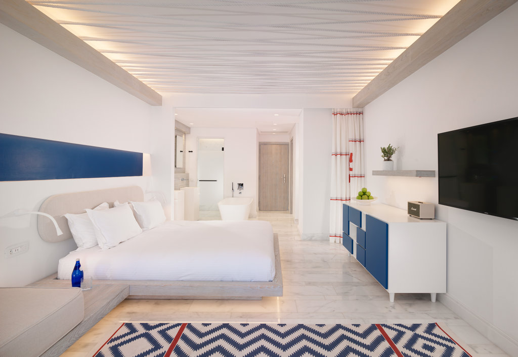 riviera retreat bedroom