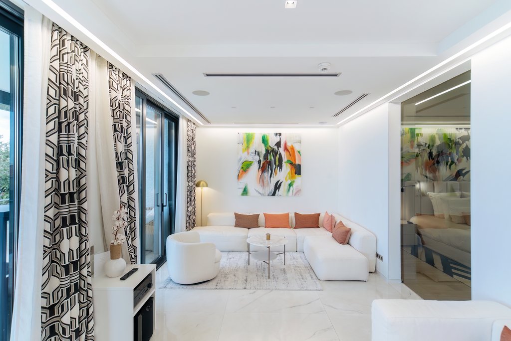 harmonia suite living room