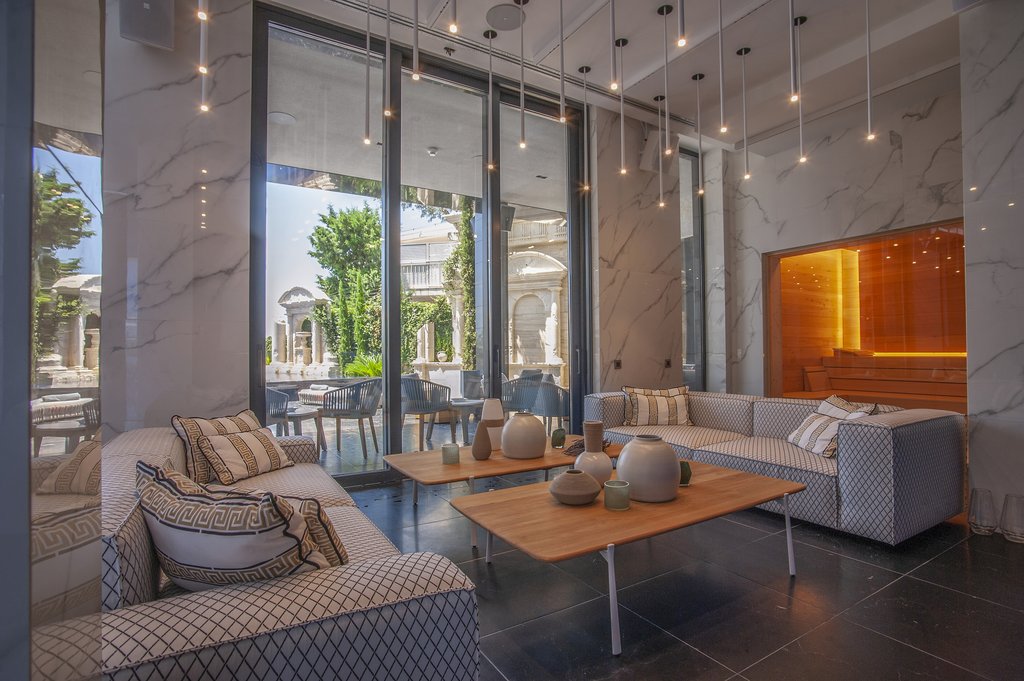 spa lounge