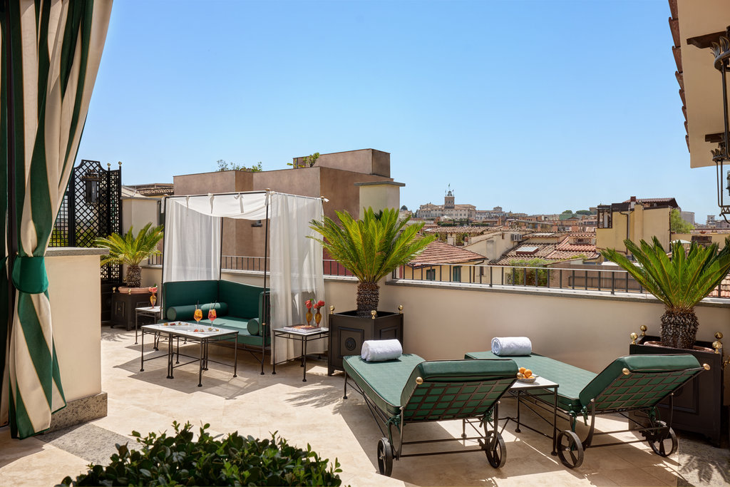 9 penthouse outside