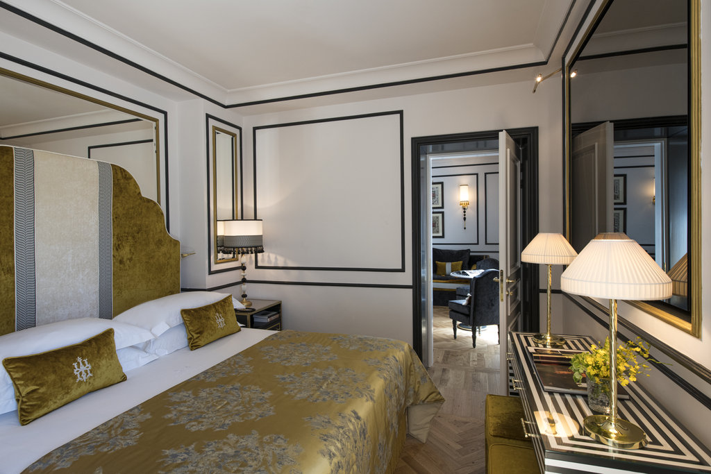 balcony suite bedroom
