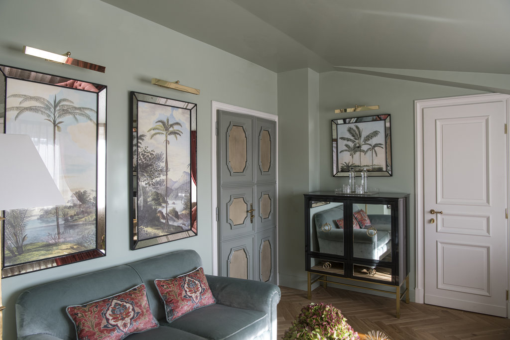 eternal iconic suite door