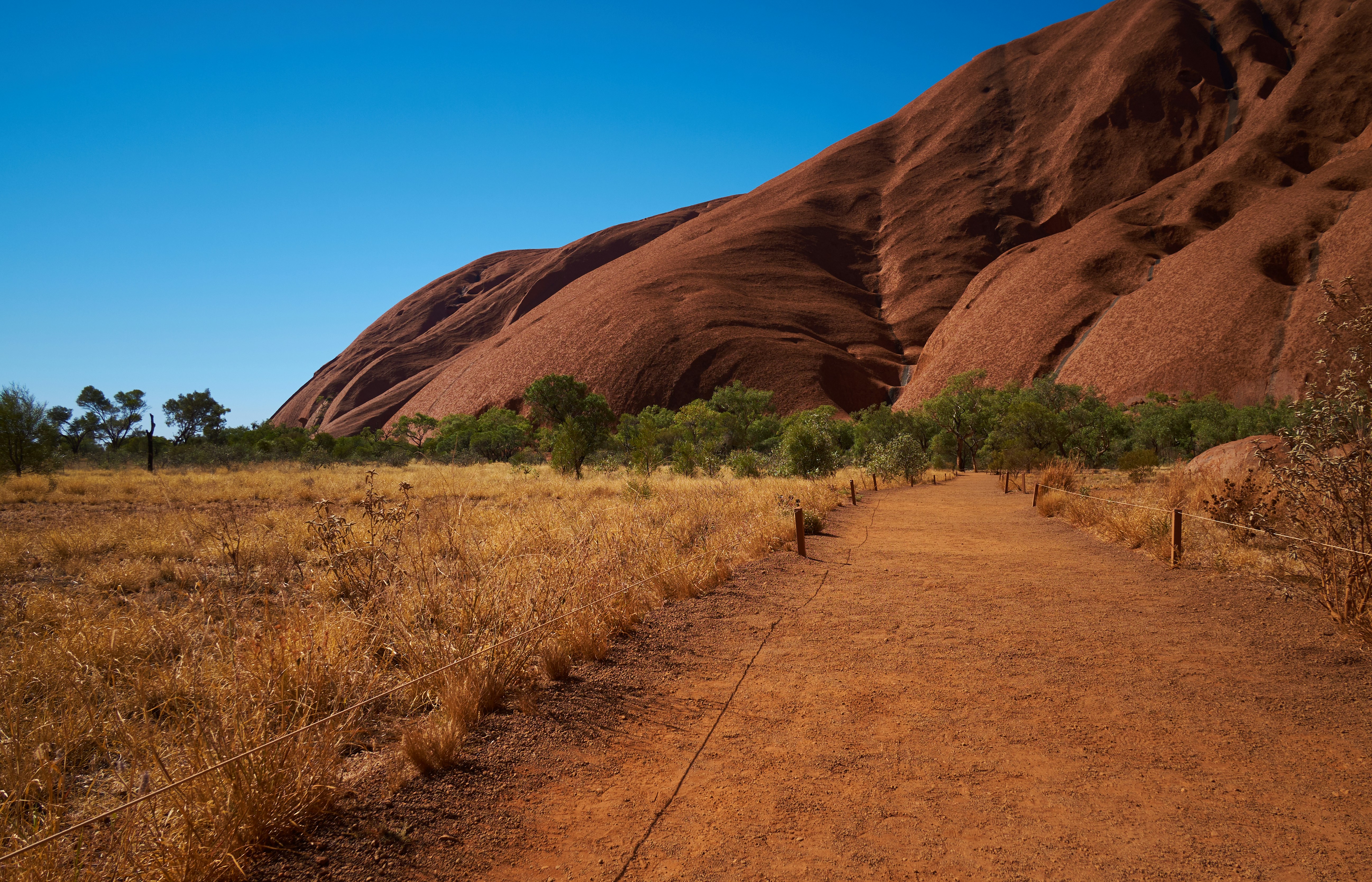 uluru petermann nt australia