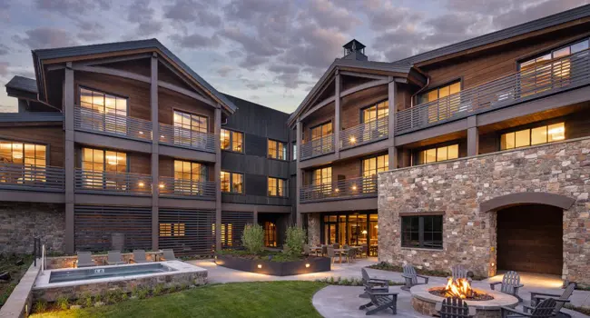 Rusty Parrot Lodge & Spa