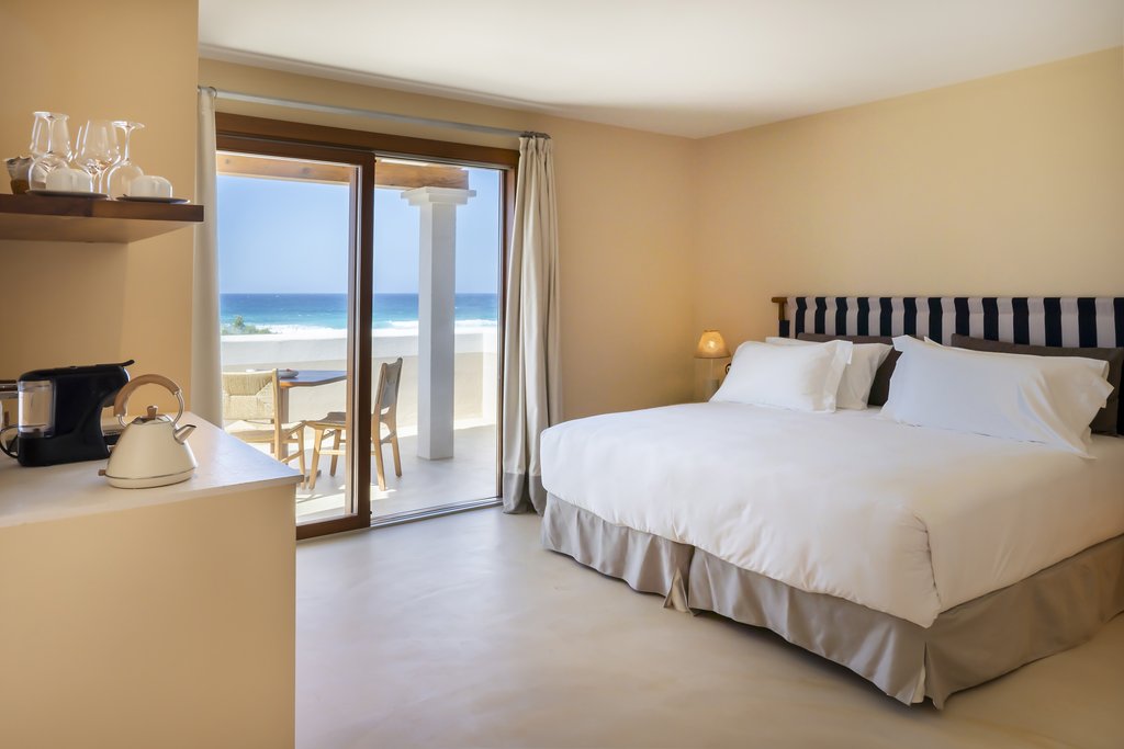 14 panoramic sea view room