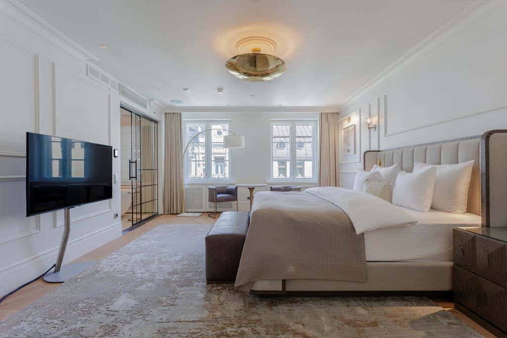 premier deluxe room 1