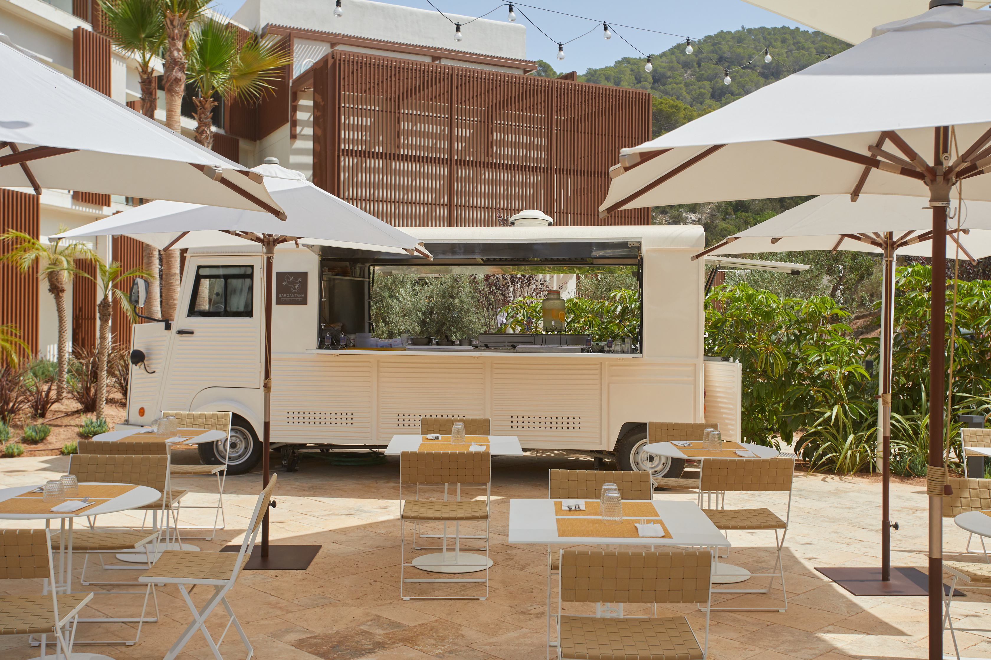 foodtruck the club cala miguel