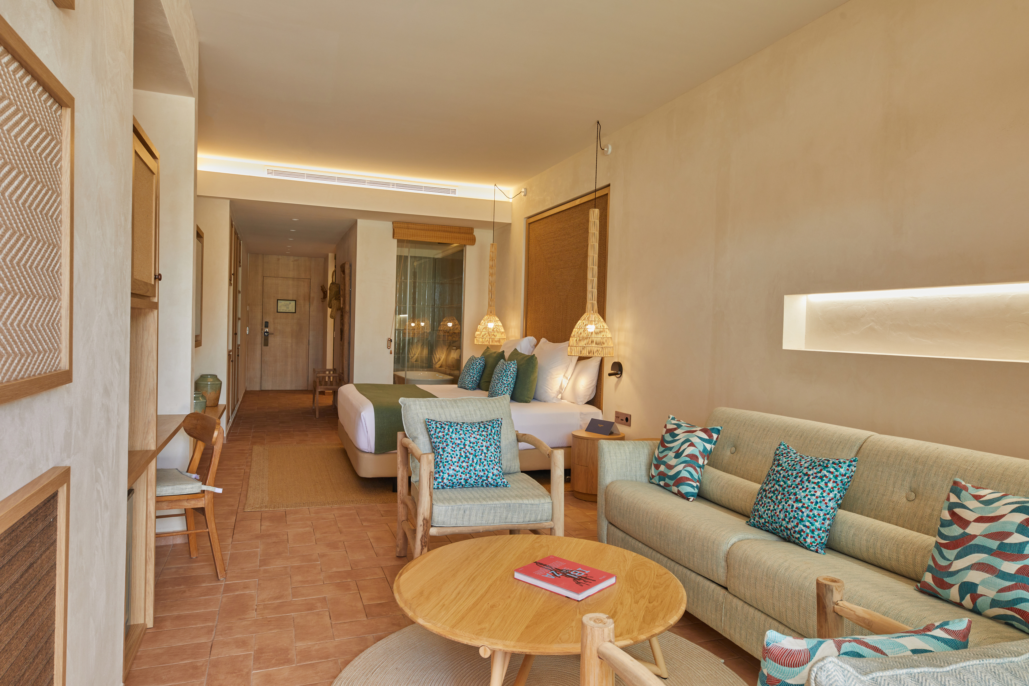 room living the club cala miguel
