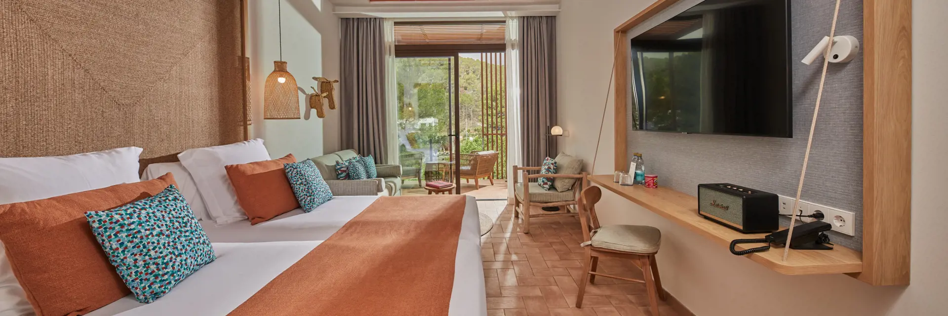 the club cala san miguel room