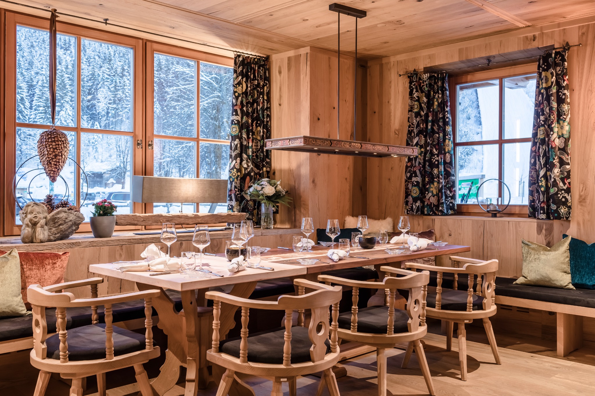 gut steinbag gezellig restaurant in chaletstijl caractere