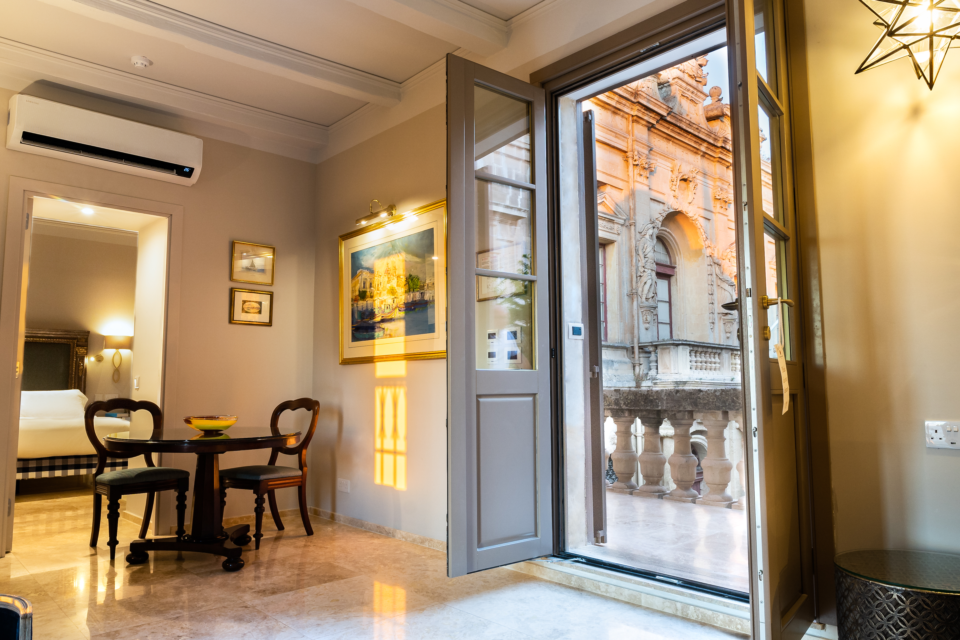 11 executive suite with panoramic view 11