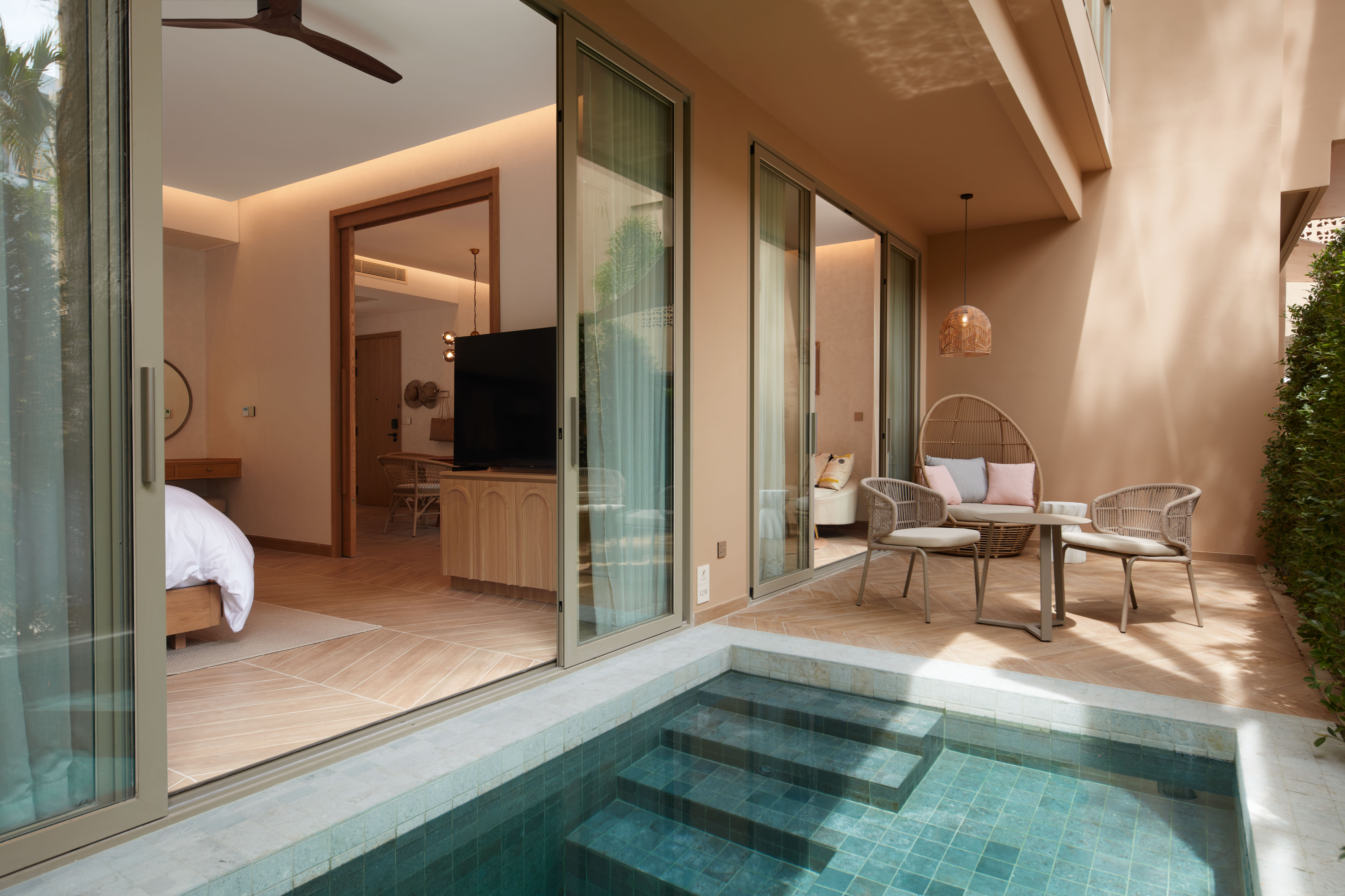 01 home haven pool suite c109 0090