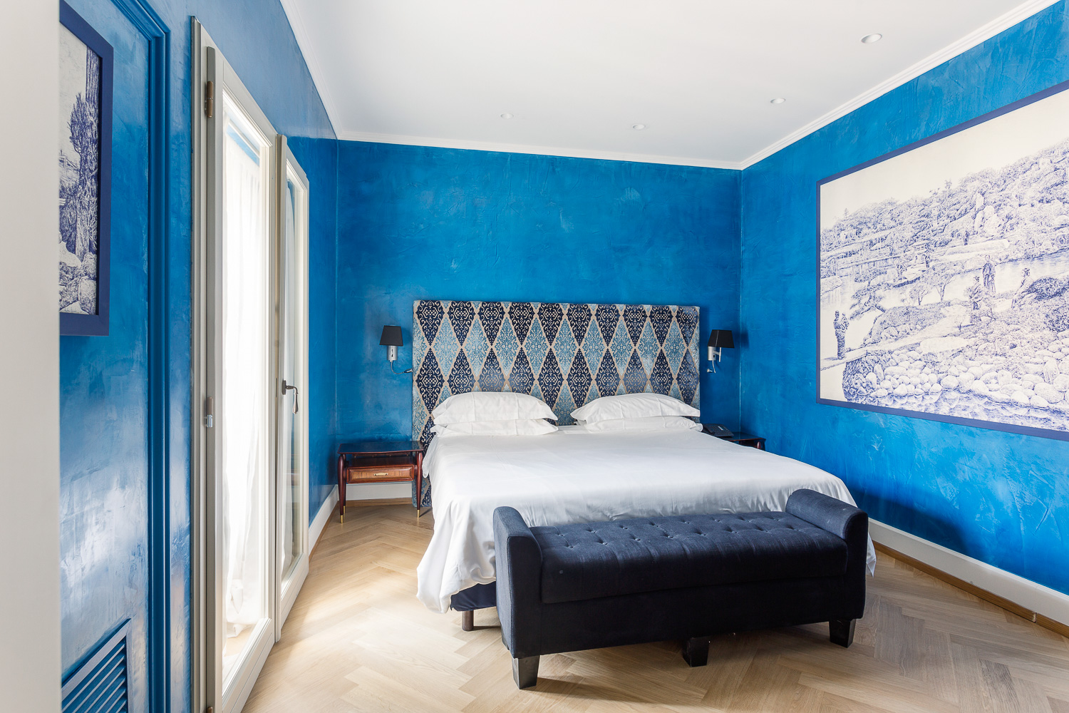courtyard suite