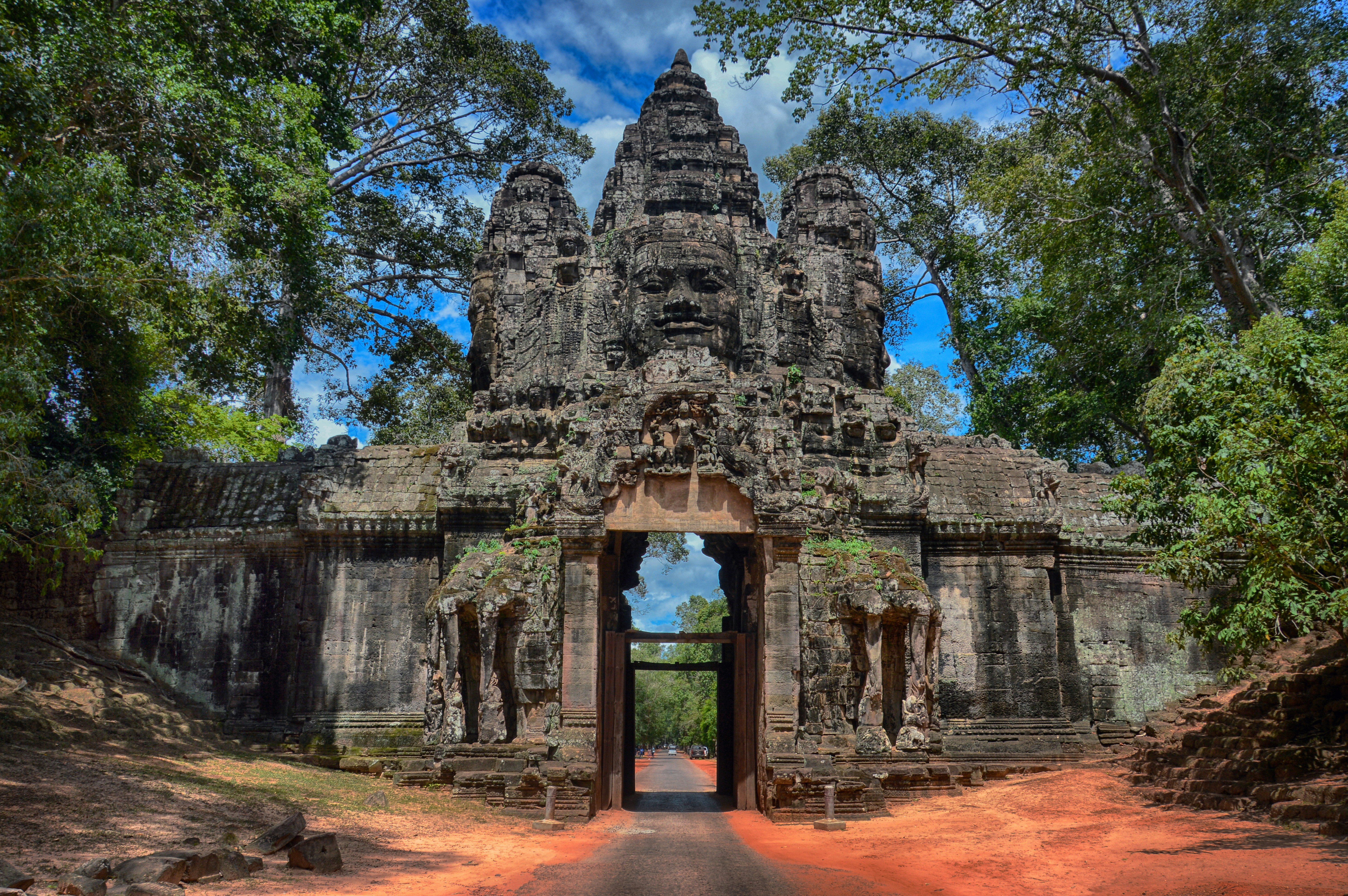 angkor thom east gate siem reap cambodia