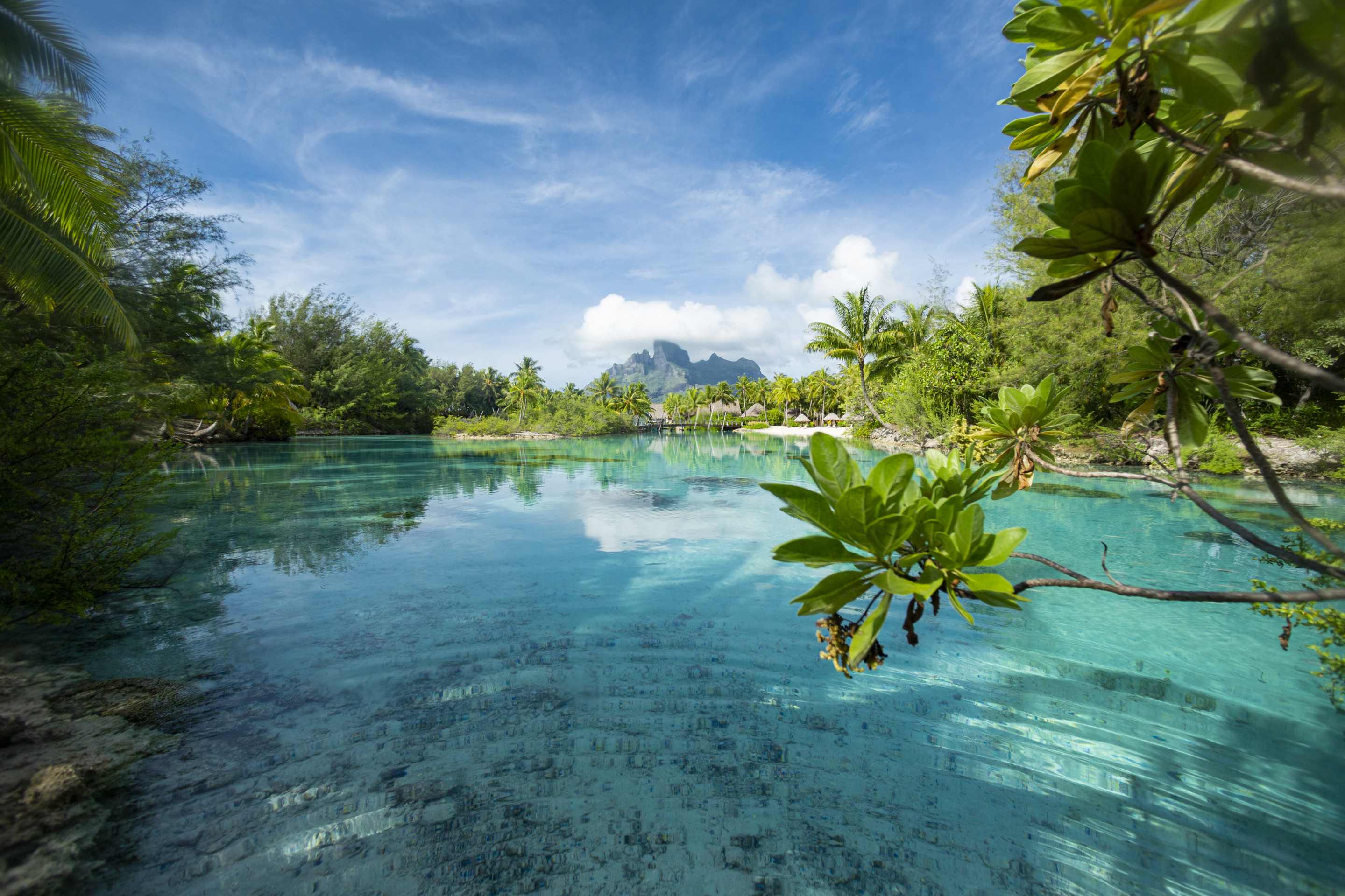 p2 bora bora 00215 borabora  gregoire le bacon 2880x1920
