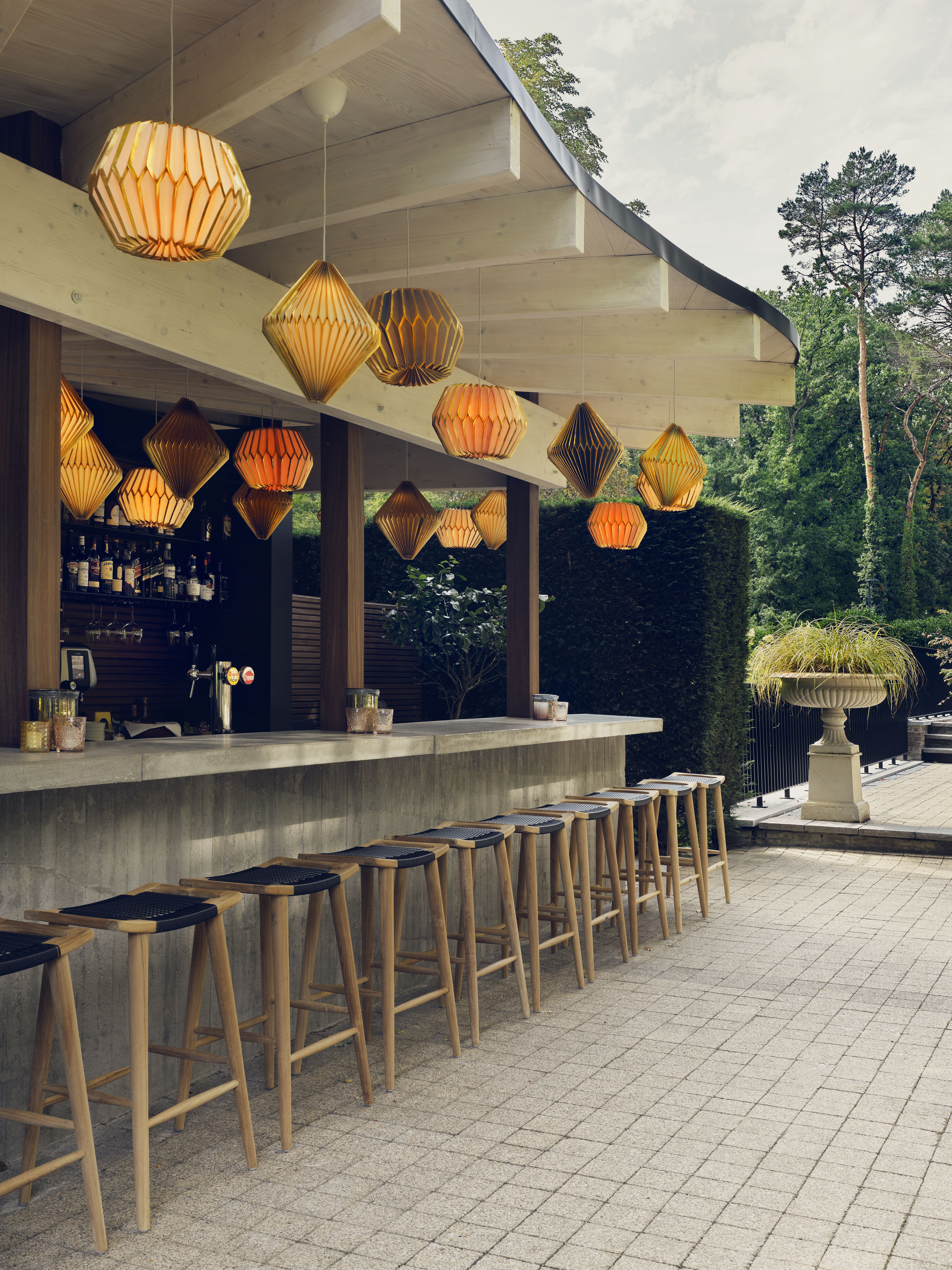 la butte aux bios outdoor bar 0999