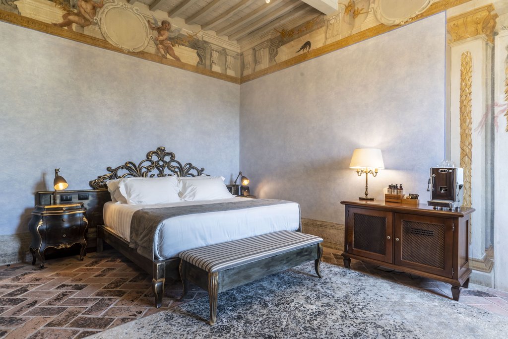 master suite alessandri