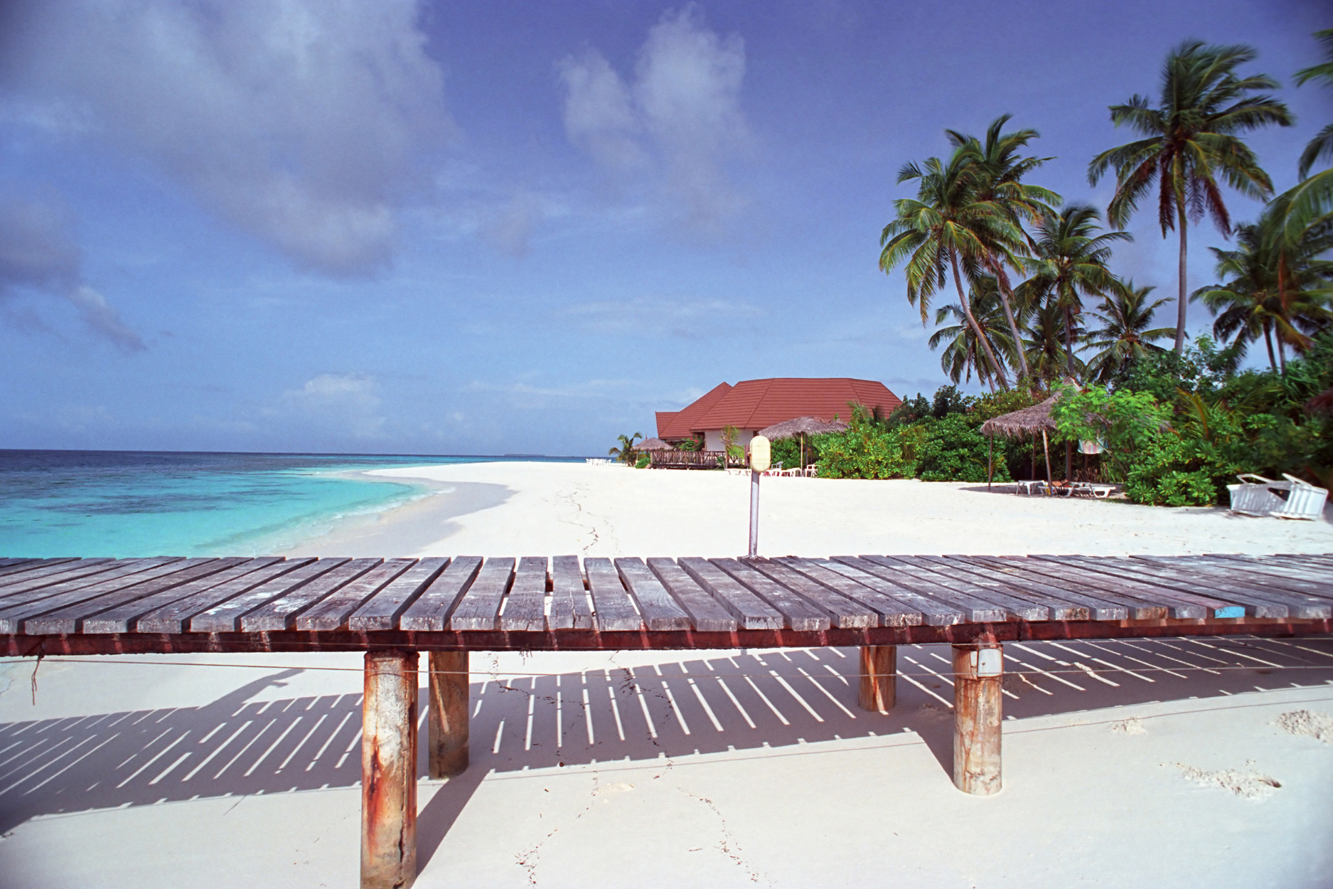 mirihi island 2