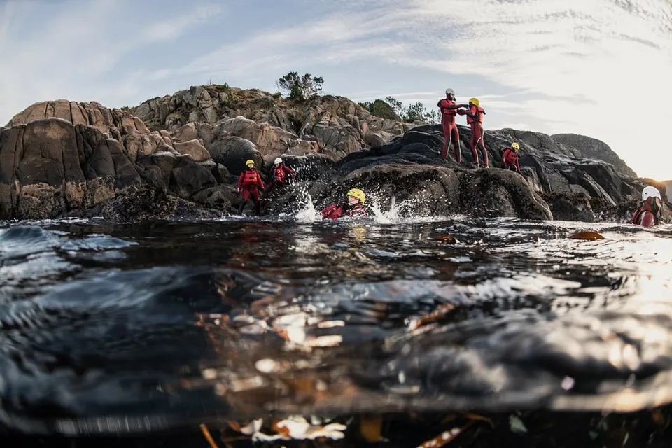 coasteering 2