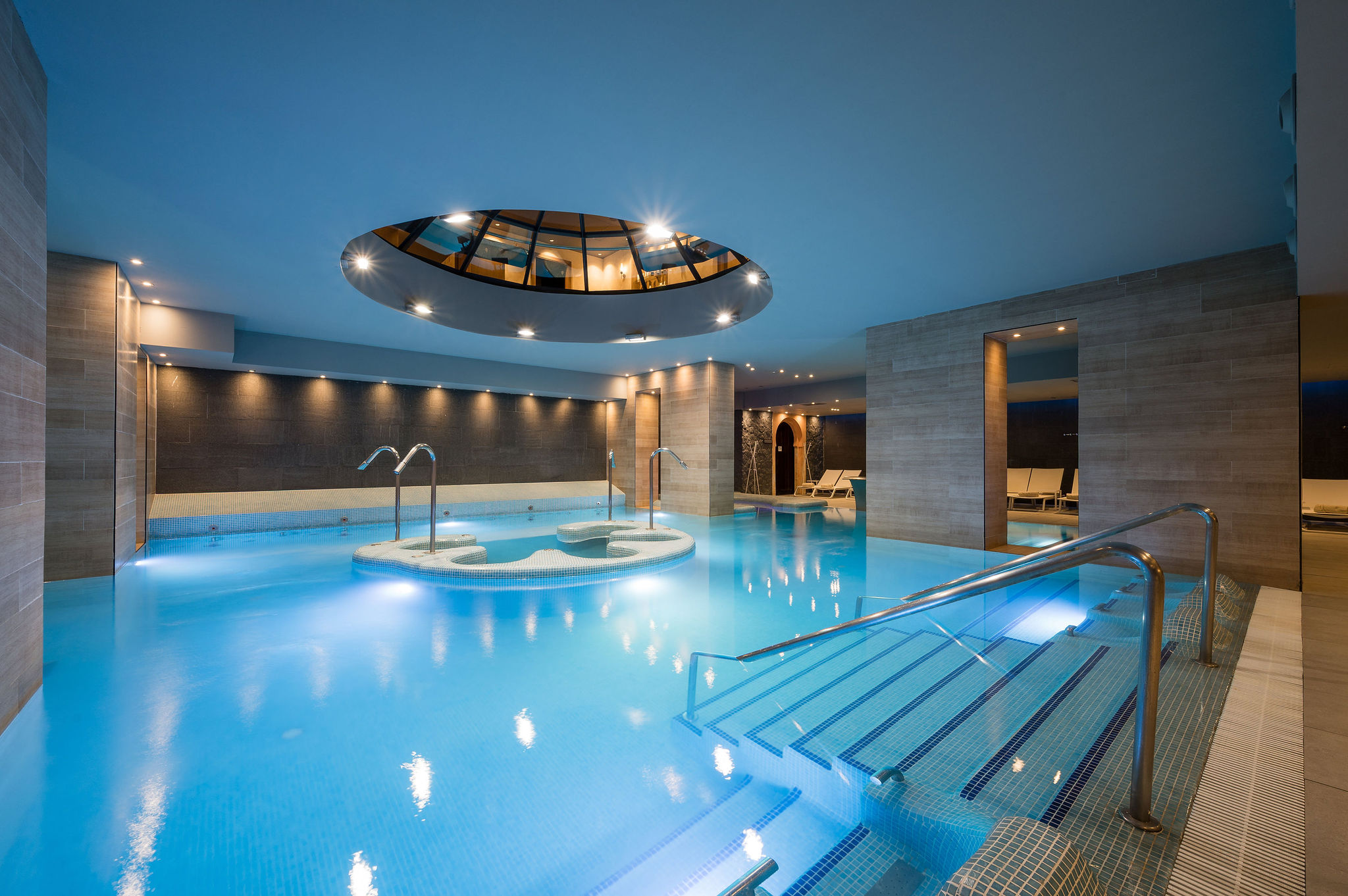 38 piscina termal