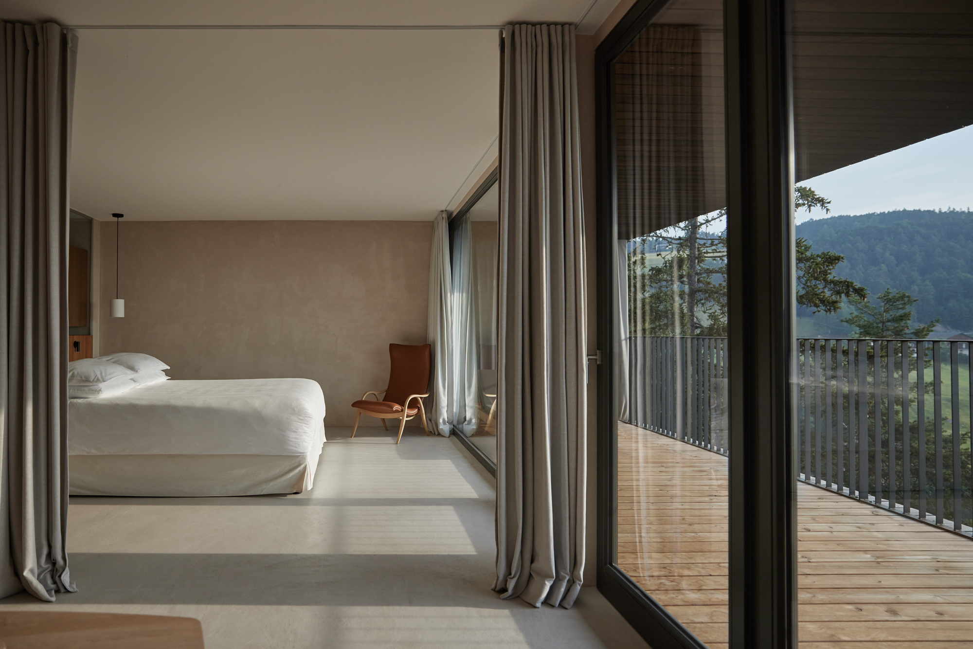 sal suite 0001