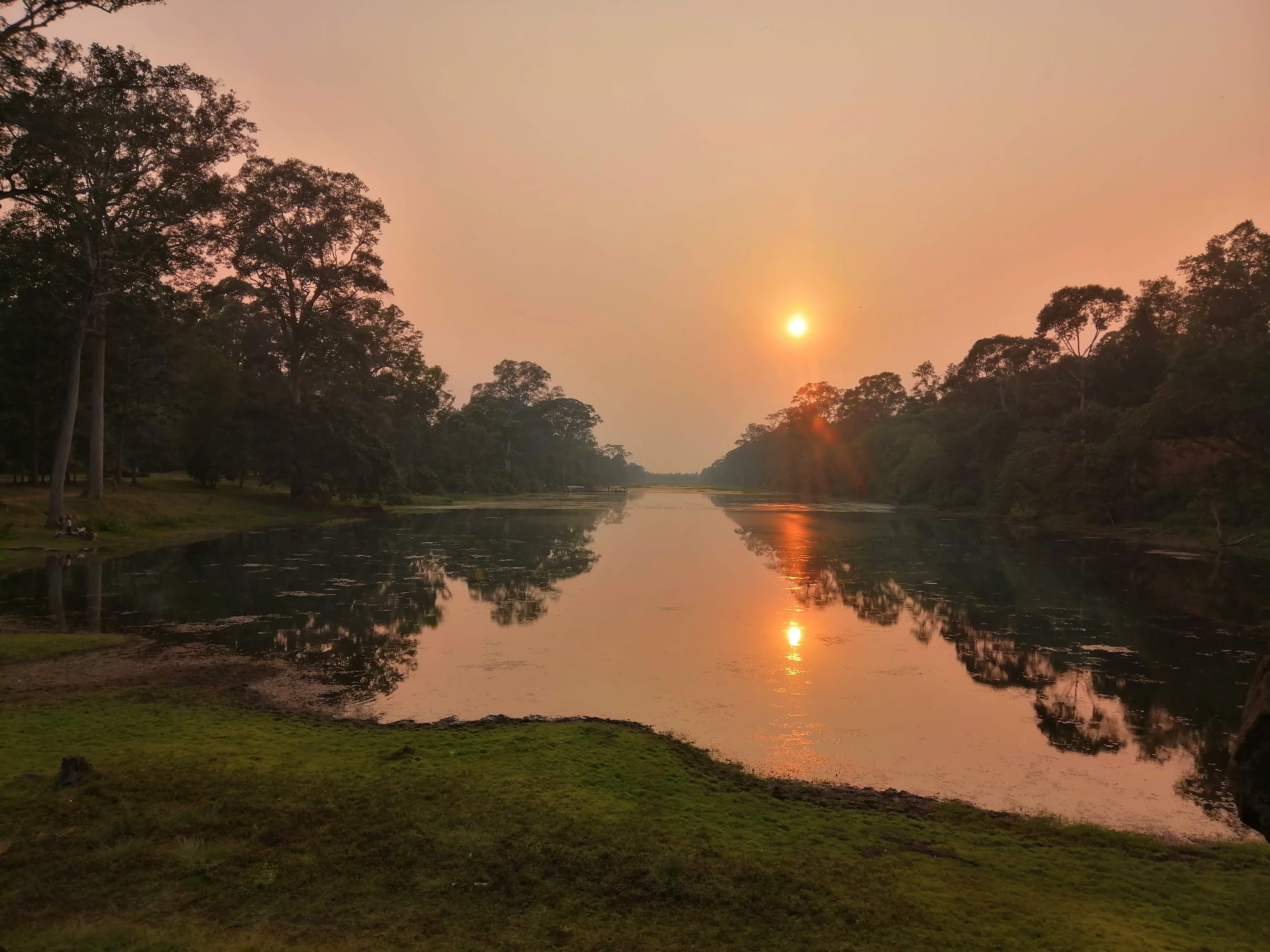 siem reap angkor thom victory gate 2