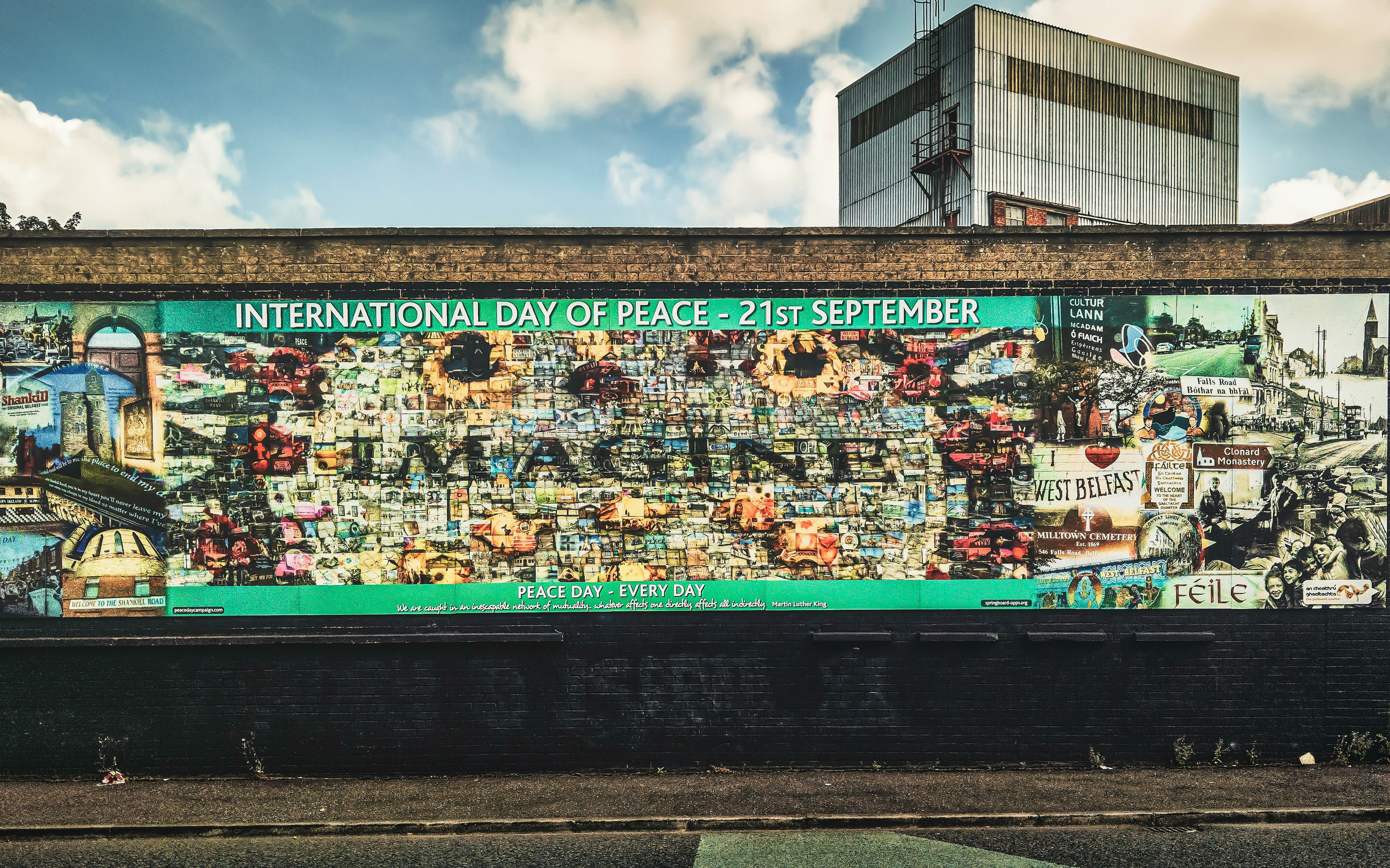 belfast peace wall