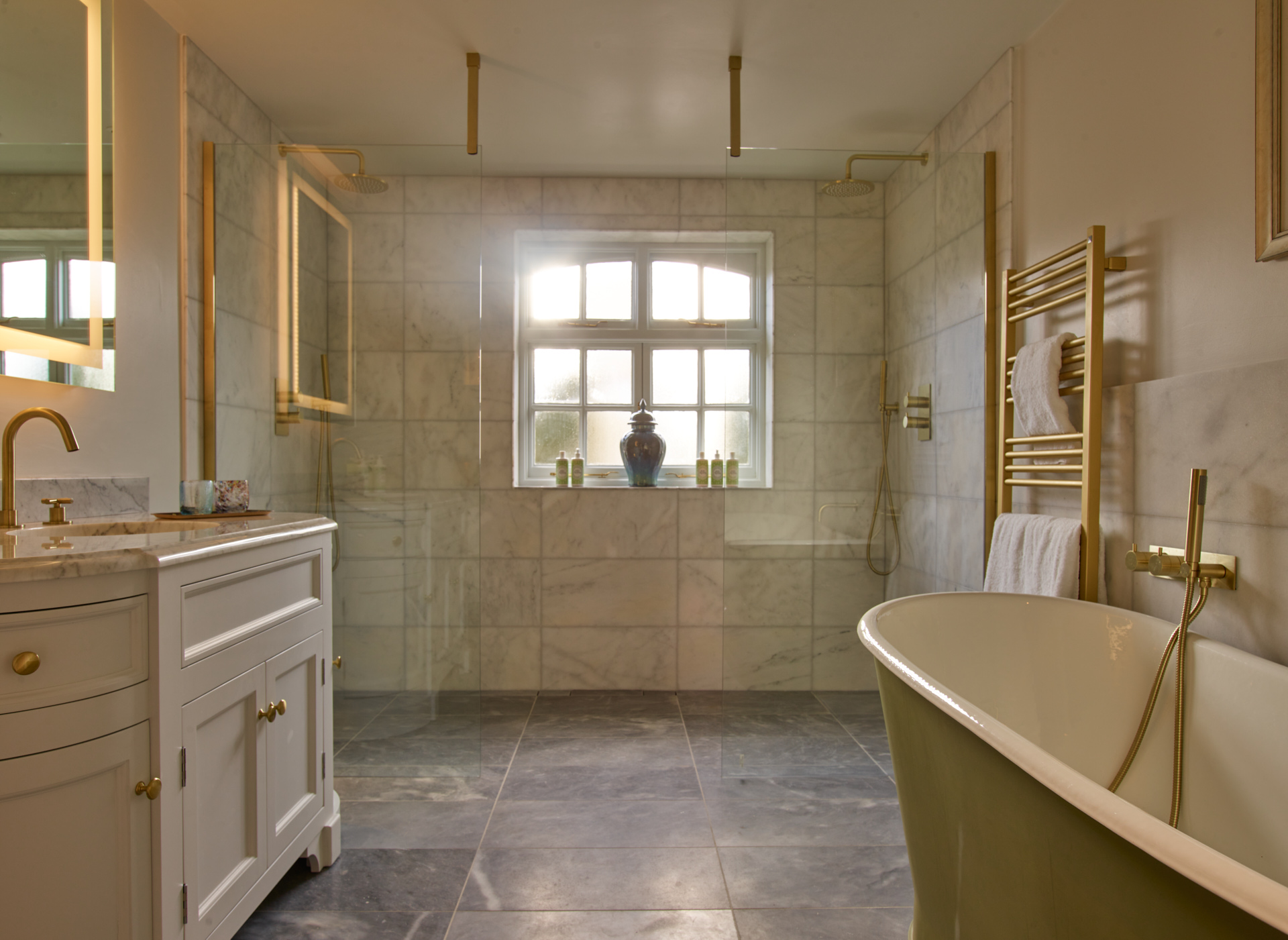 hot tub junior suite 4