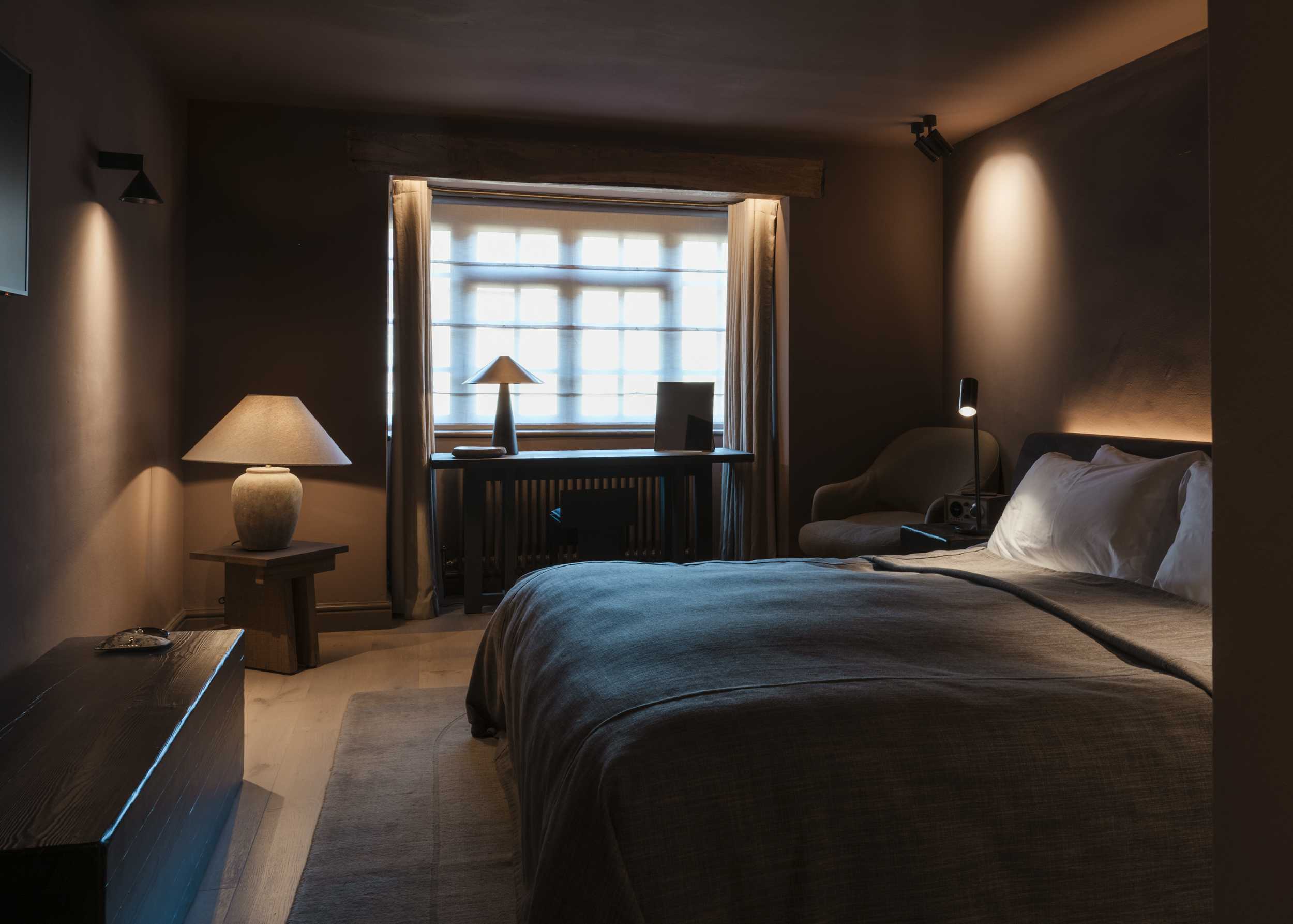 courtyard comfy room