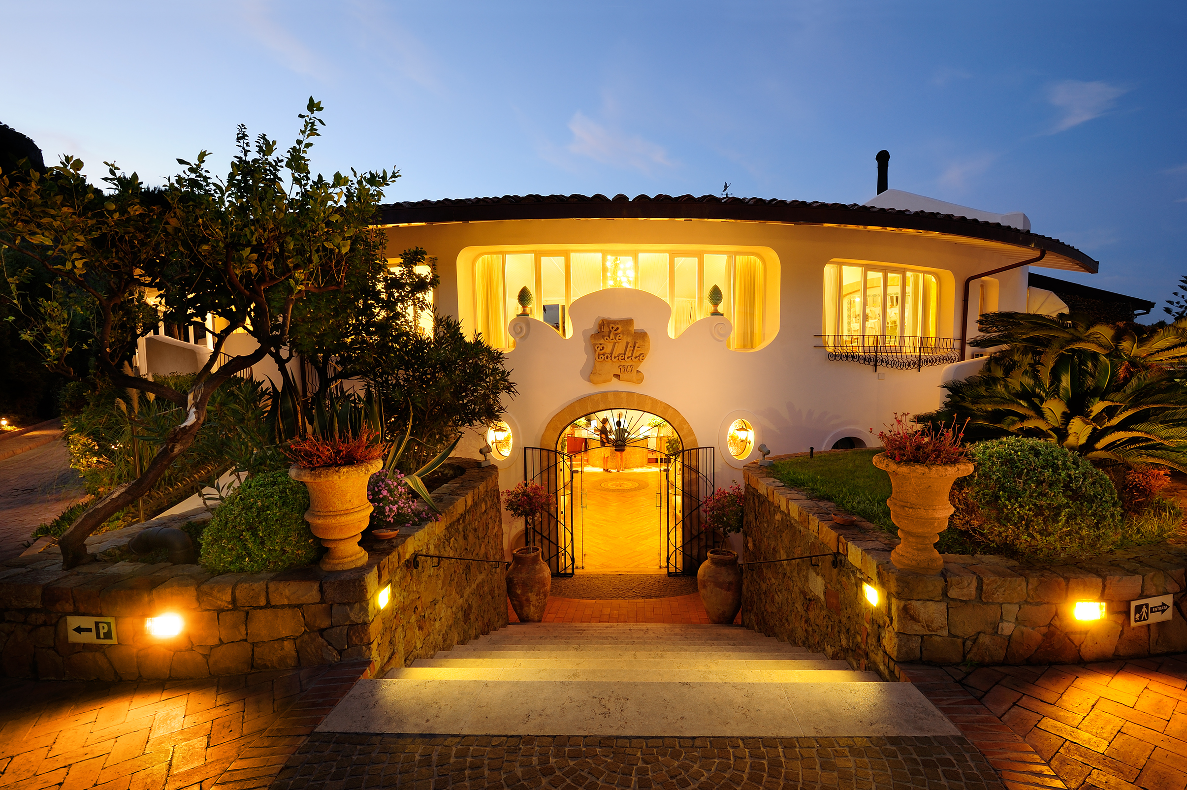 le calette entrance 2