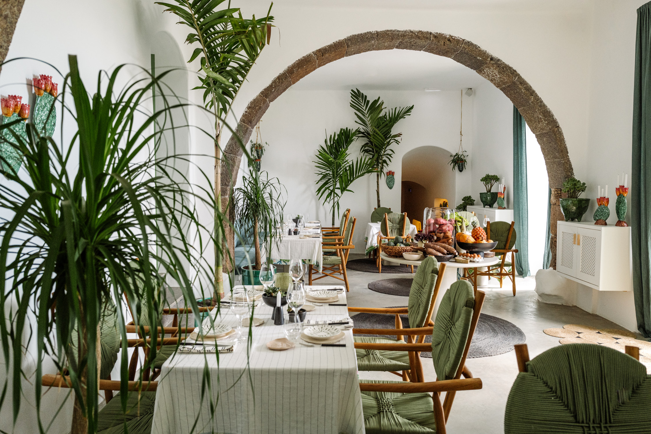 cesar lanzarote interior restaurant