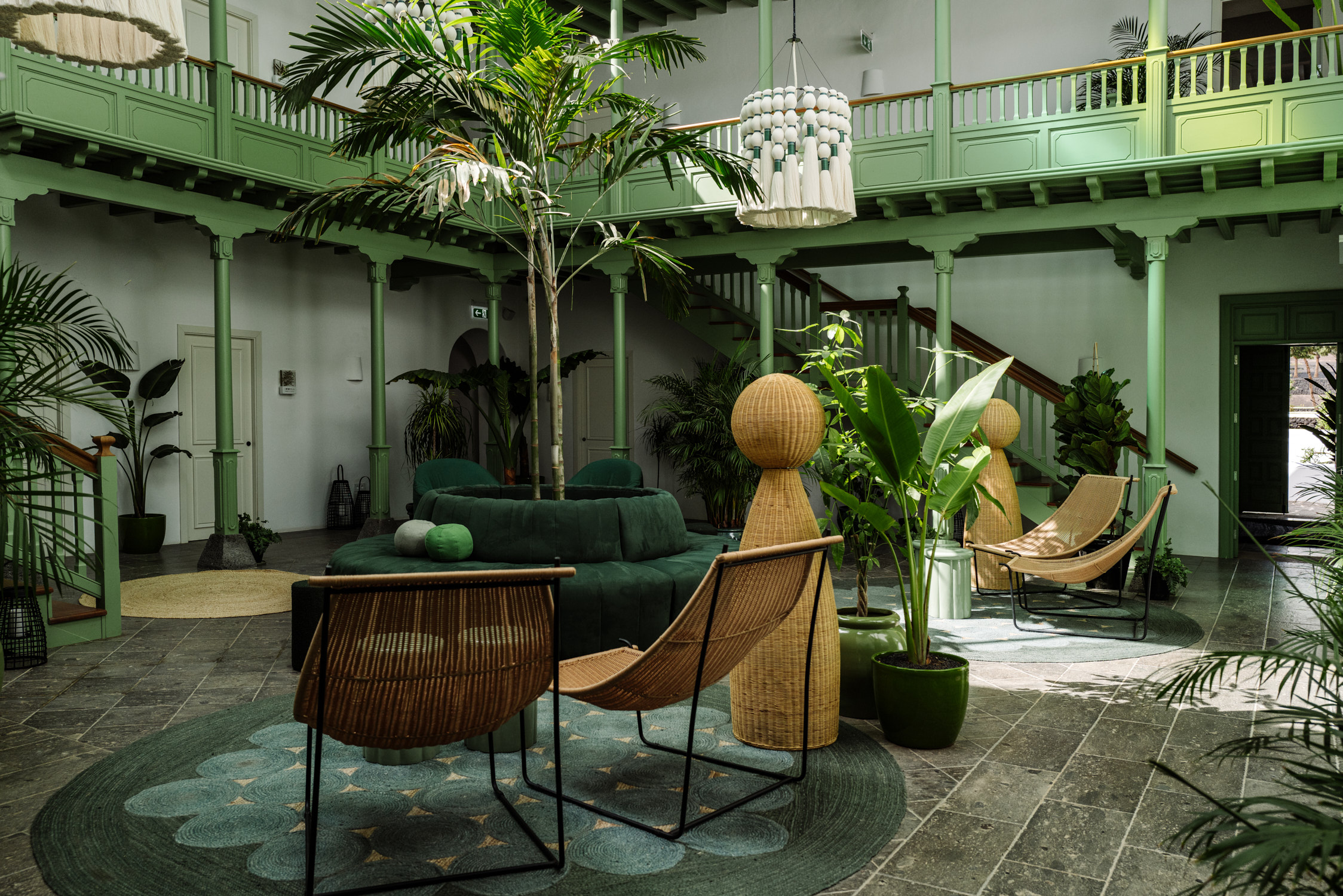 cesar lanzarote interior