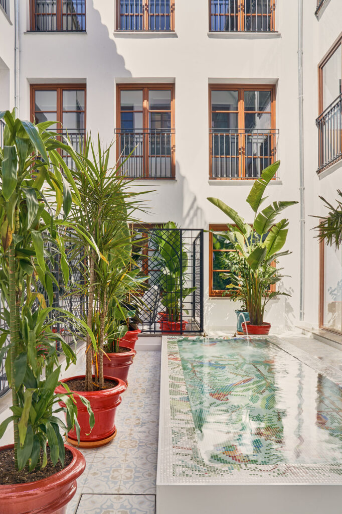 b08cfd31 dcf0 4978 b921 b71064792c60