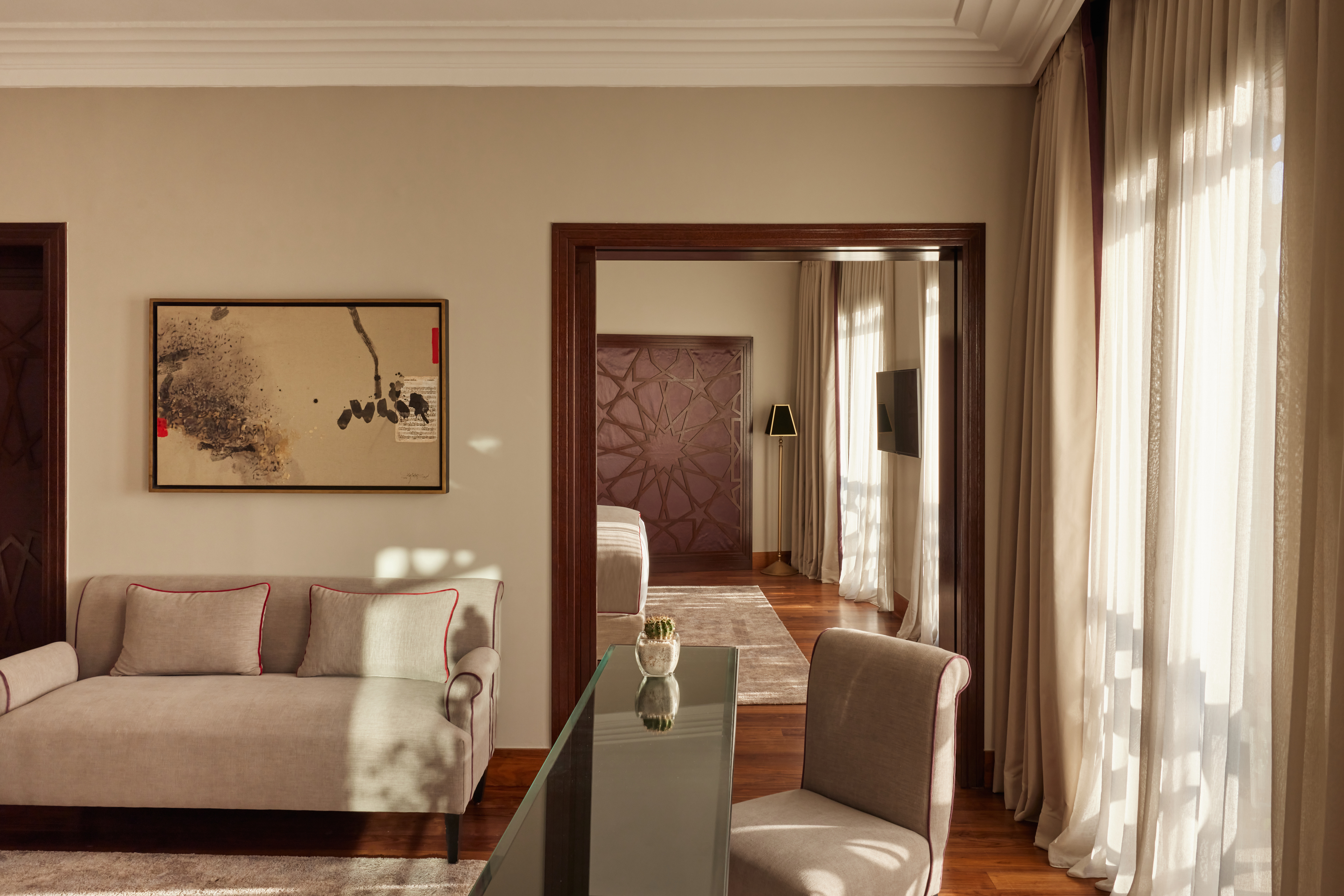 deluxeonebedroomsuite2