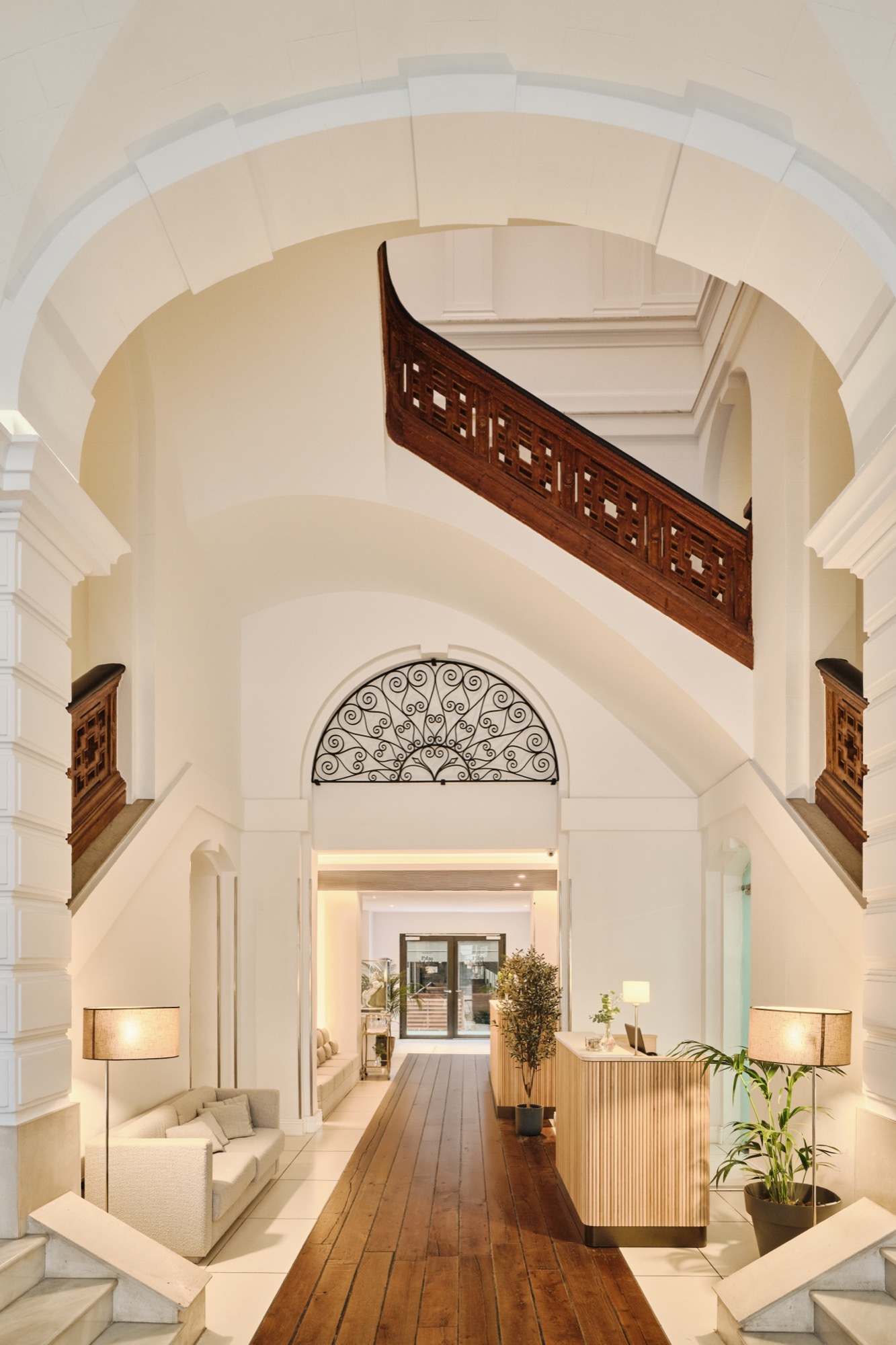 hall1