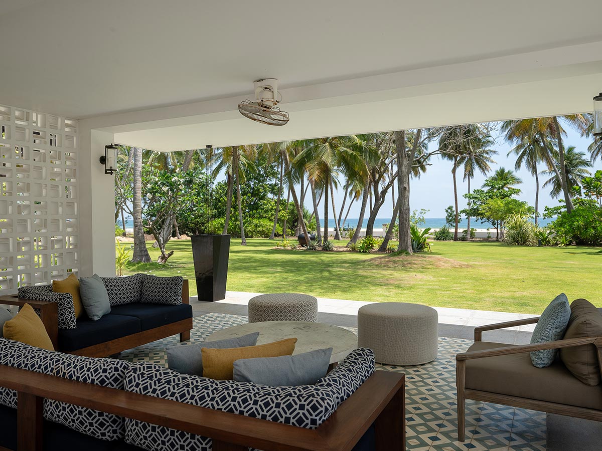 teardrop kalkudah beach house