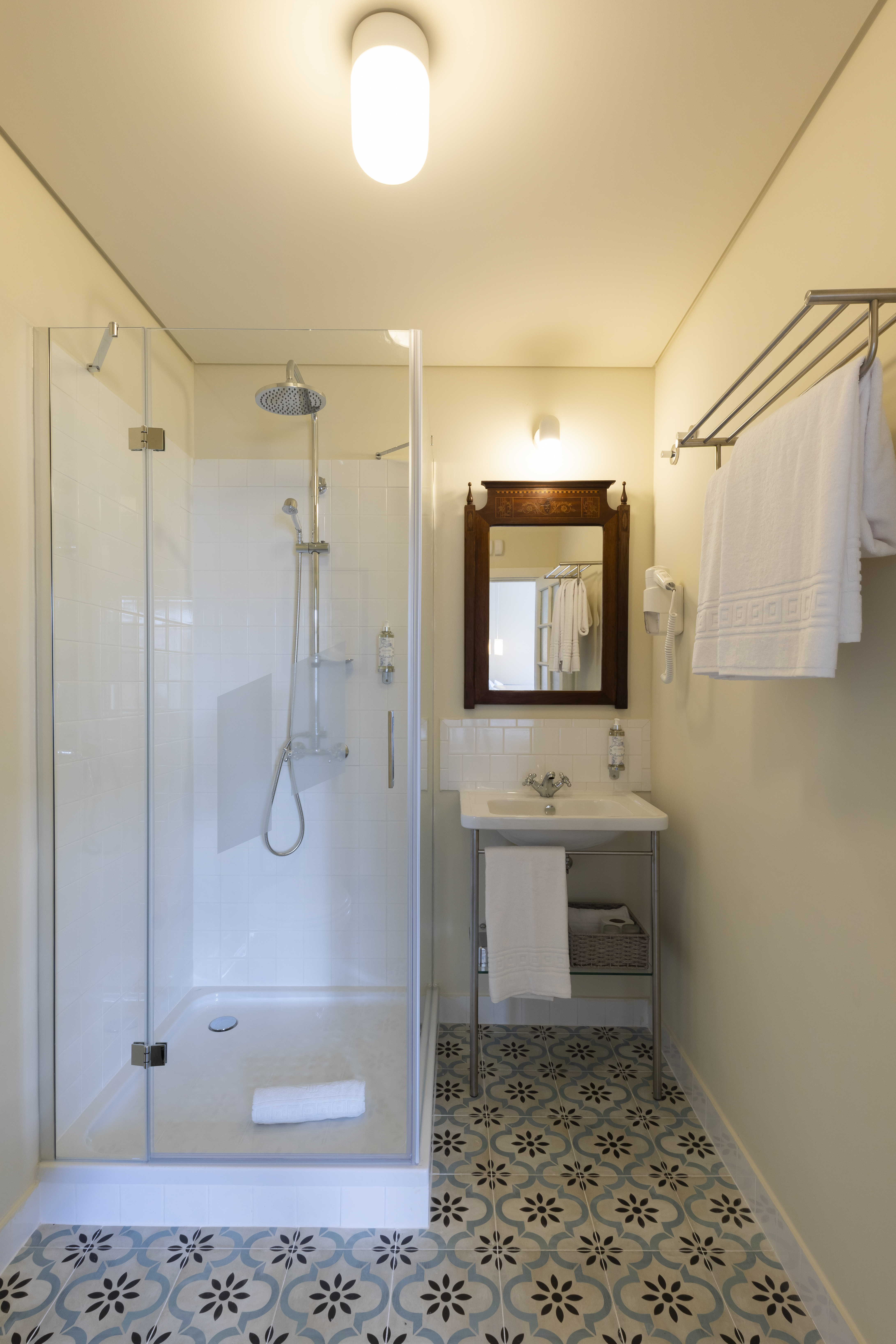 pestanapousada vilaobidos guestroom premium executive 10