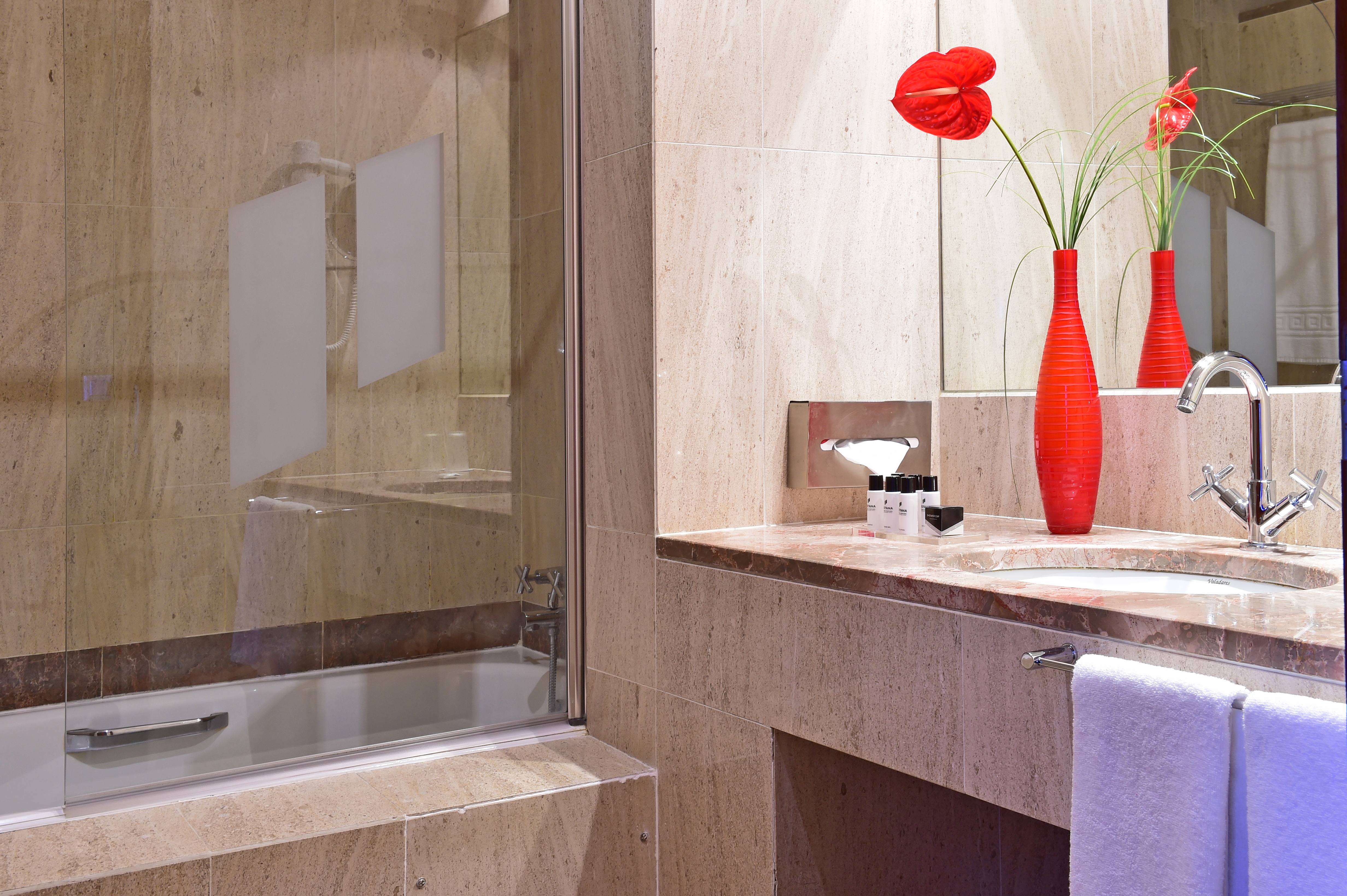 pousadaalcacerdosal bathroom suitestandard 6